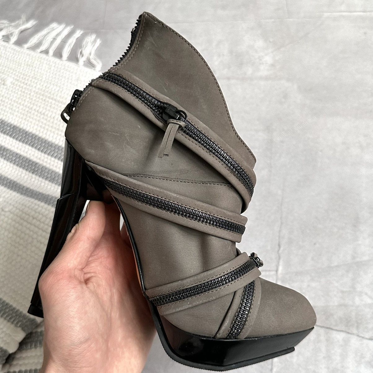 Buffalo London 00s Buffalo London Zipper Heels Leather El Dantes Vibe Size US 8 / IT 38 - 18 Thumbnail