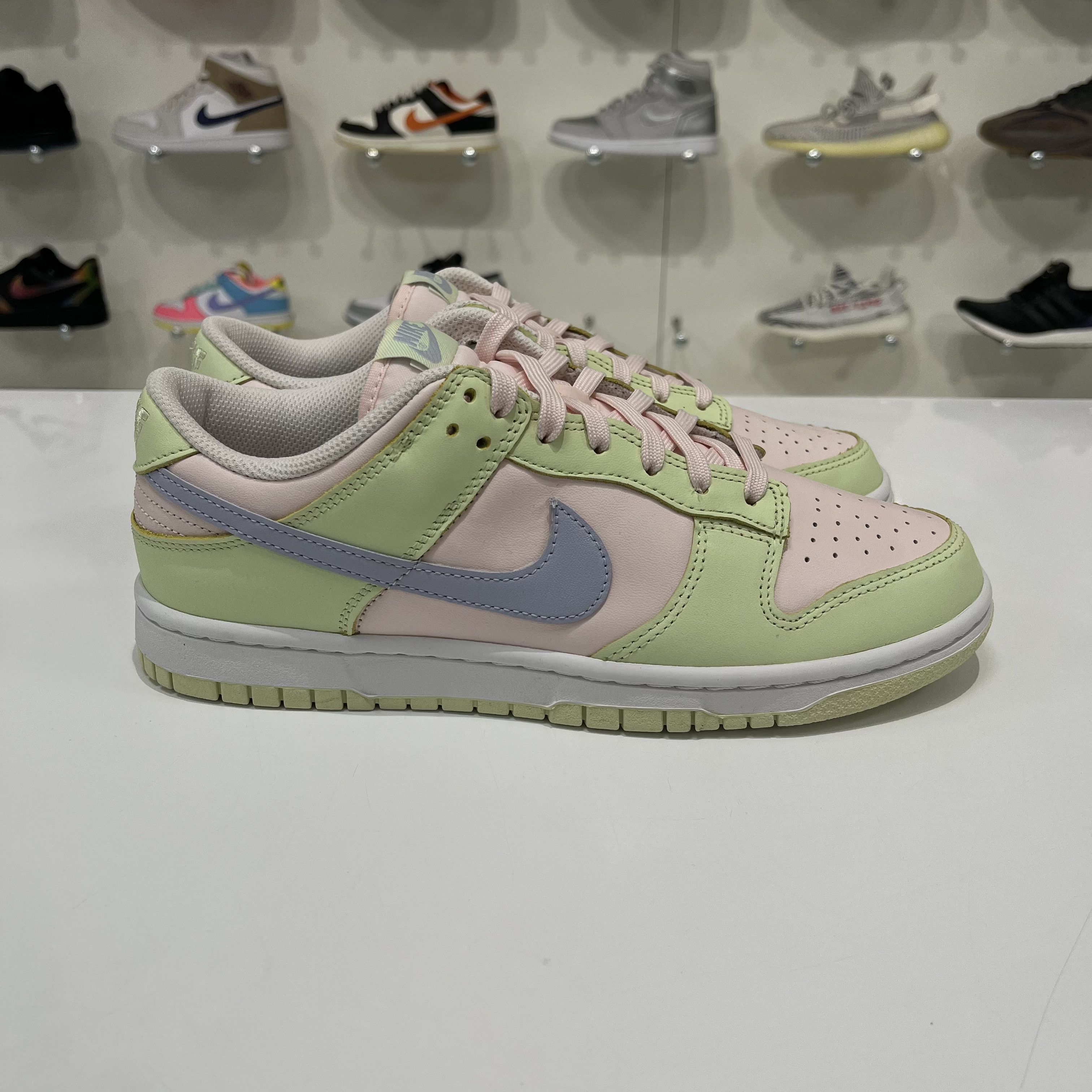 Nike Nike Dunk Low Lime Ice (W) Size US 10 / IT 40 - 4 Thumbnail