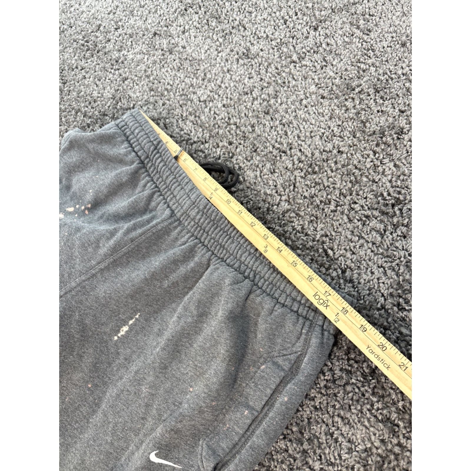 Nike VINTAGE Nike Sweatpants Mens XL Cargo Baggy Wide Gray Distressed Y2K Pants Regular Activewear Mens XL Gray Baggy Distressed Y2K Nike Sweatpants Size US 36 / EU 52 - 4 Thumbnail