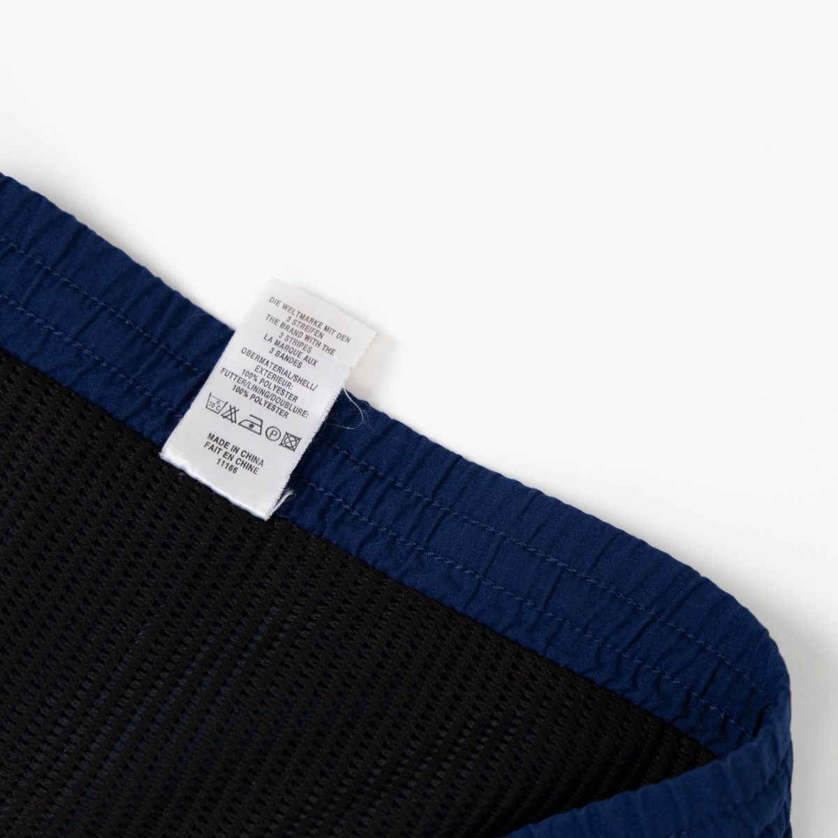 Adidas Adidas Vintage Men Blue Swim Shorts Mesh Lined Three Stripes Size US 38 / EU 54 - 7 Thumbnail