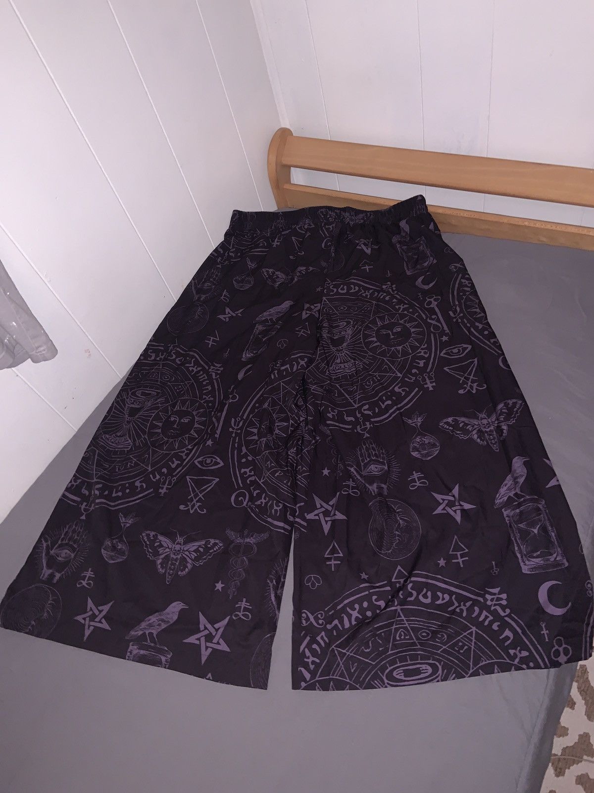 Other Womens - Constellation & Mysterious Print - Wide Leg Pants Size 40" / US 18 - 4 Thumbnail