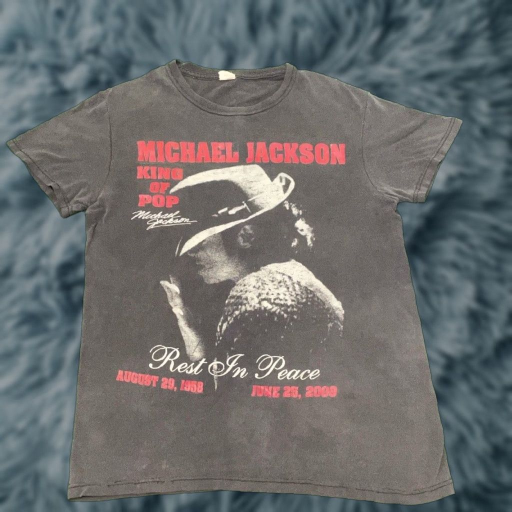 Vintage VINTAGE Michael Jackson Memorial Tee Shirt 2009 Womens Size Small Black 90s Rap Tee Mens Womens Shirts Size S / US 4 / IT 40 - 1 Thumbnail