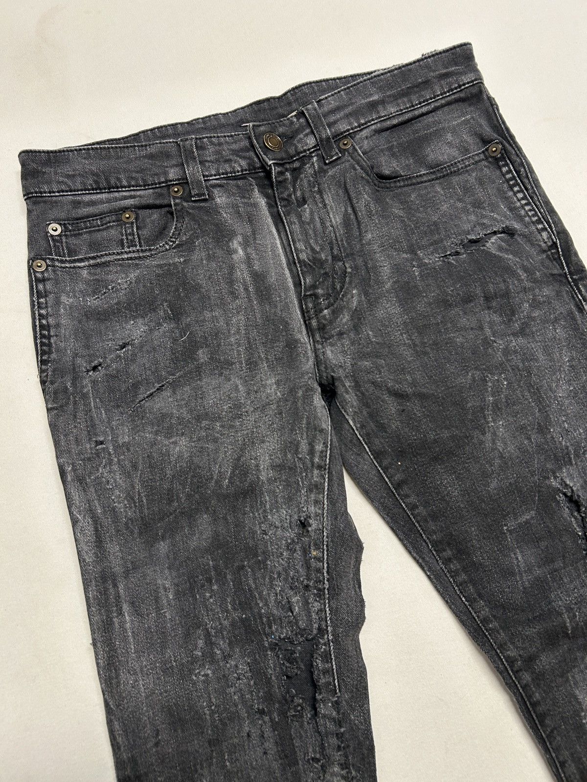 Saint Laurent Paris FW2018 D02 Distressed Waxed Denim Size US 30 / EU 46 - 6 Thumbnail
