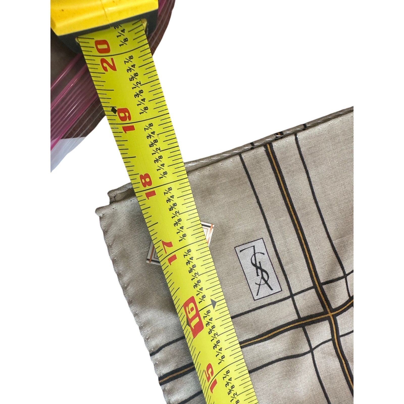 Yves Saint Laurent YSL Yves Saint Laurent Pocket Square Scarf Beige Plaid Size ONE SIZE - 10 Thumbnail