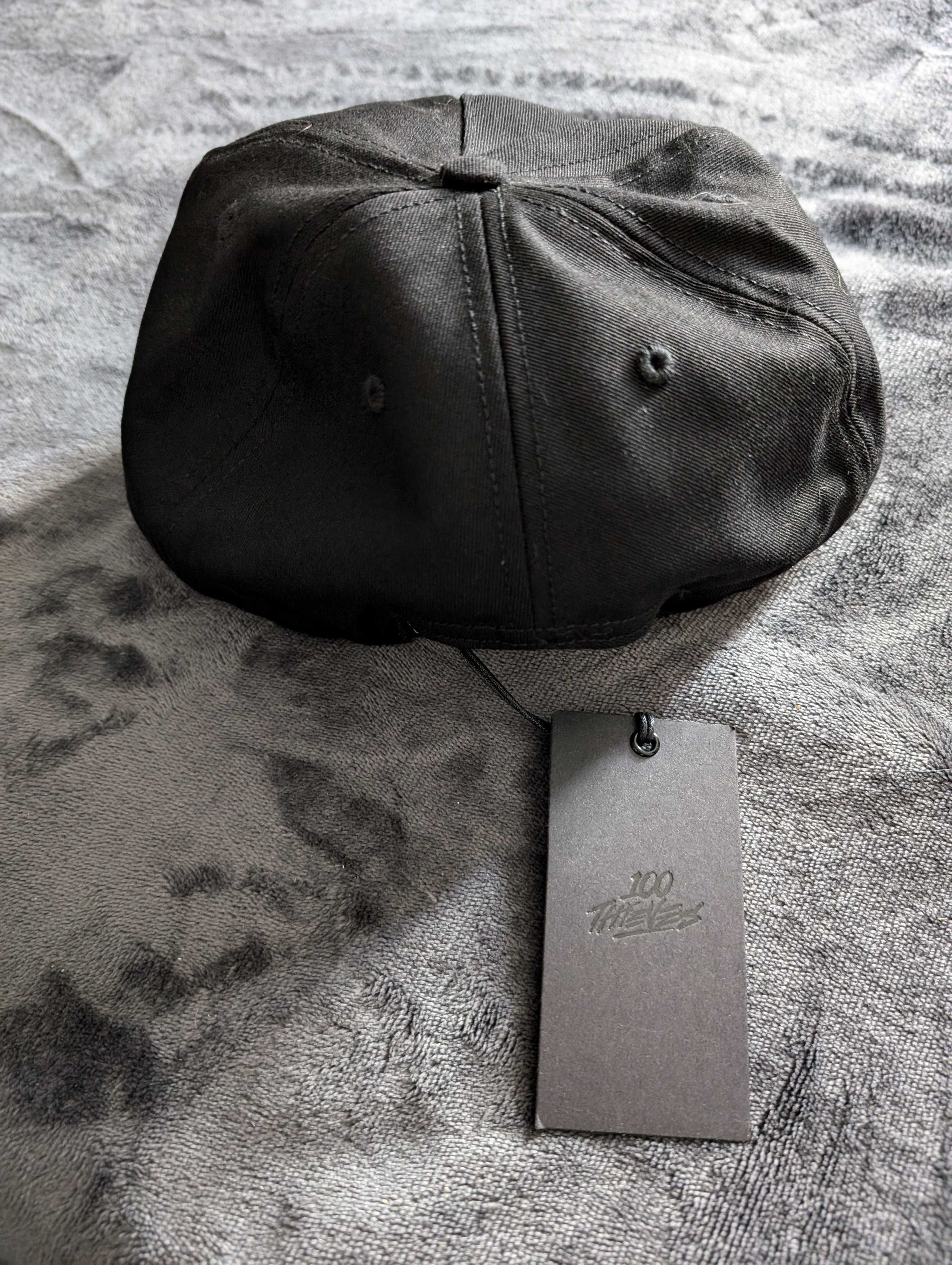 100 Thieves 100 Thieves x Attack on Titan Hat Size ONE SIZE - 2 Thumbnail