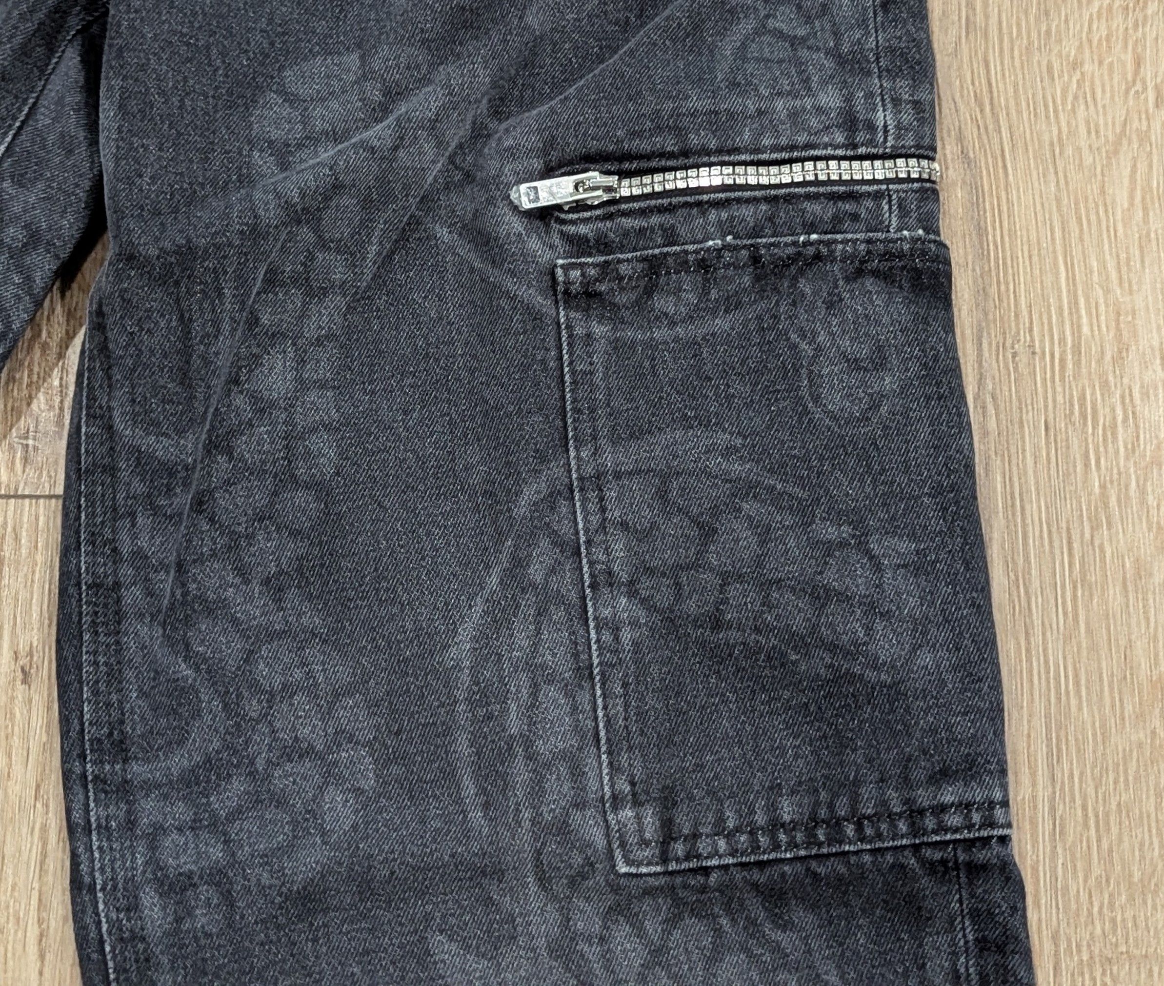 Givenchy Givenchy Loose Dragon Printed Carpenter Jeanss Black 32 Size US 32 / EU 48 - 4 Thumbnail