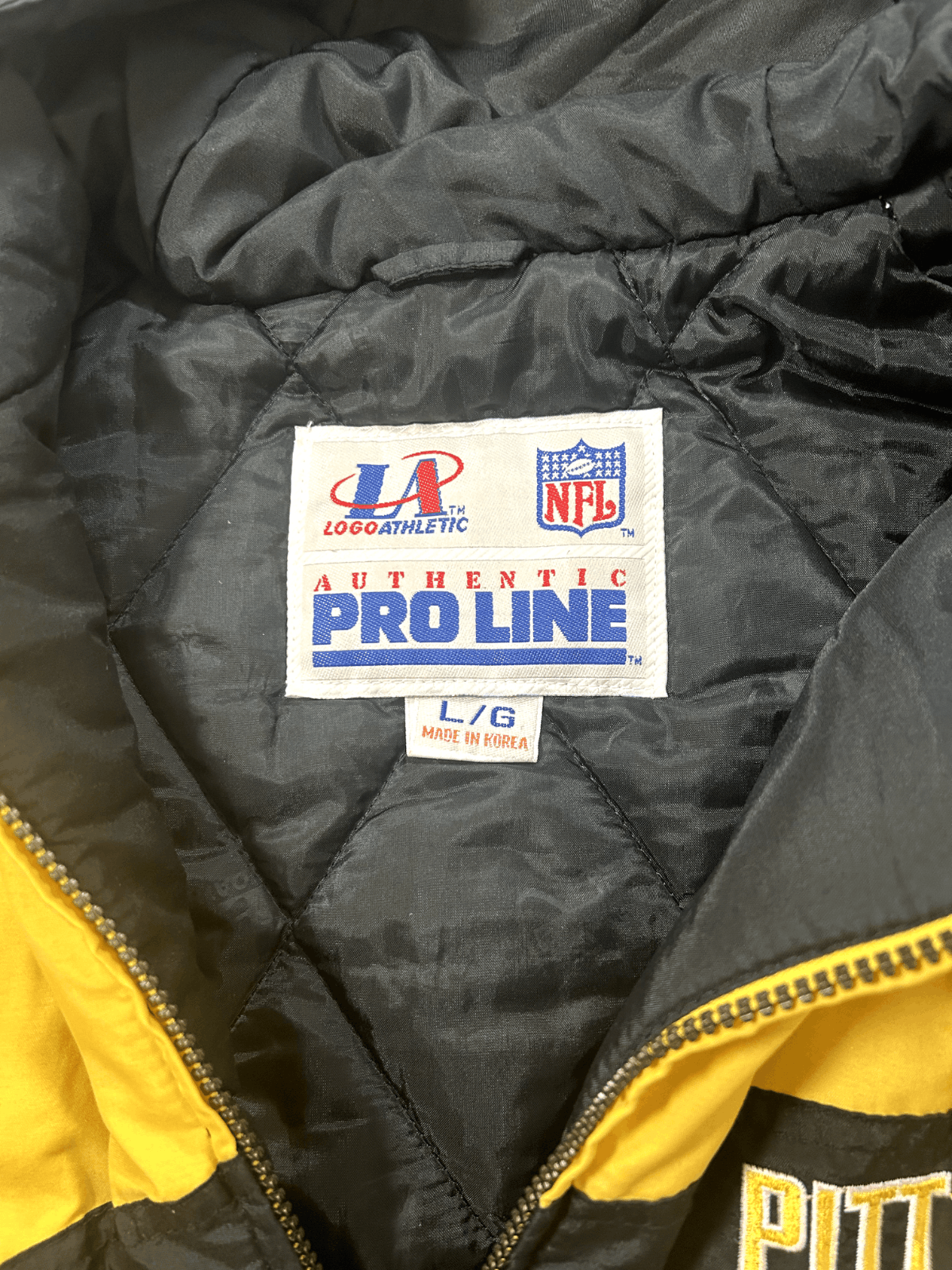 NFL Vintage 90s Pittsburgh Steelers NFL Shark tooth Insulated P Size US L / EU 52-54 / 3 - 3 Thumbnail
