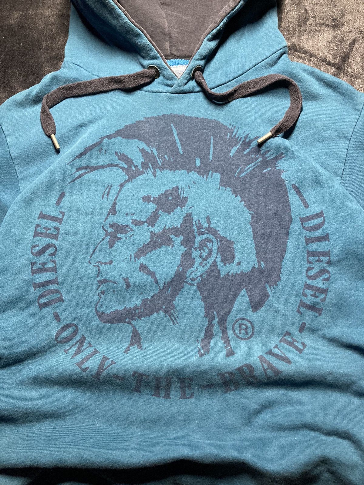 Diesel × Japanese Brand ⛩️Vintage Diesel Big center Logo Hoodie Japanese Style Y2K Size US M / EU 48-50 / 2 - 3 Thumbnail