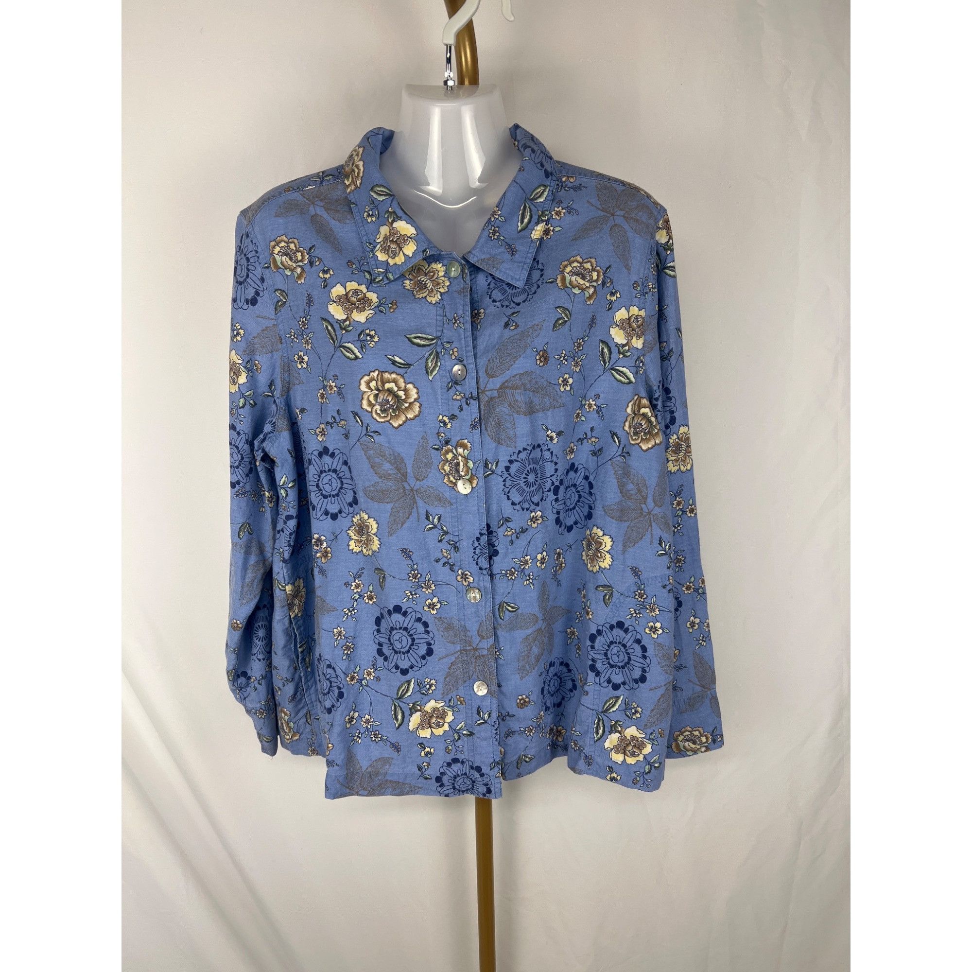 Other Appleseeds Blue Floral Button-Up Shirt Size 16 70% Lyocell 2 Size XXL / US 16-18 / IT 52-54 - 1 Thumbnail