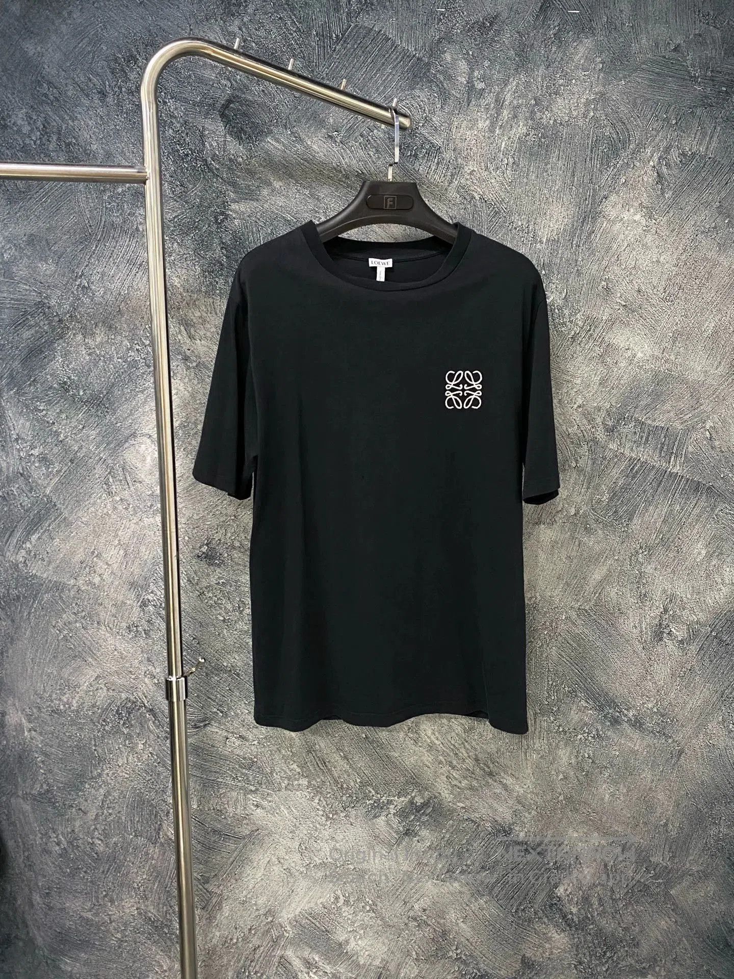 Loewe LOEWE FW21 Anagram Short Sleeve T-Shirt. Size US M / EU 48-50 / 2 - 1 Thumbnail