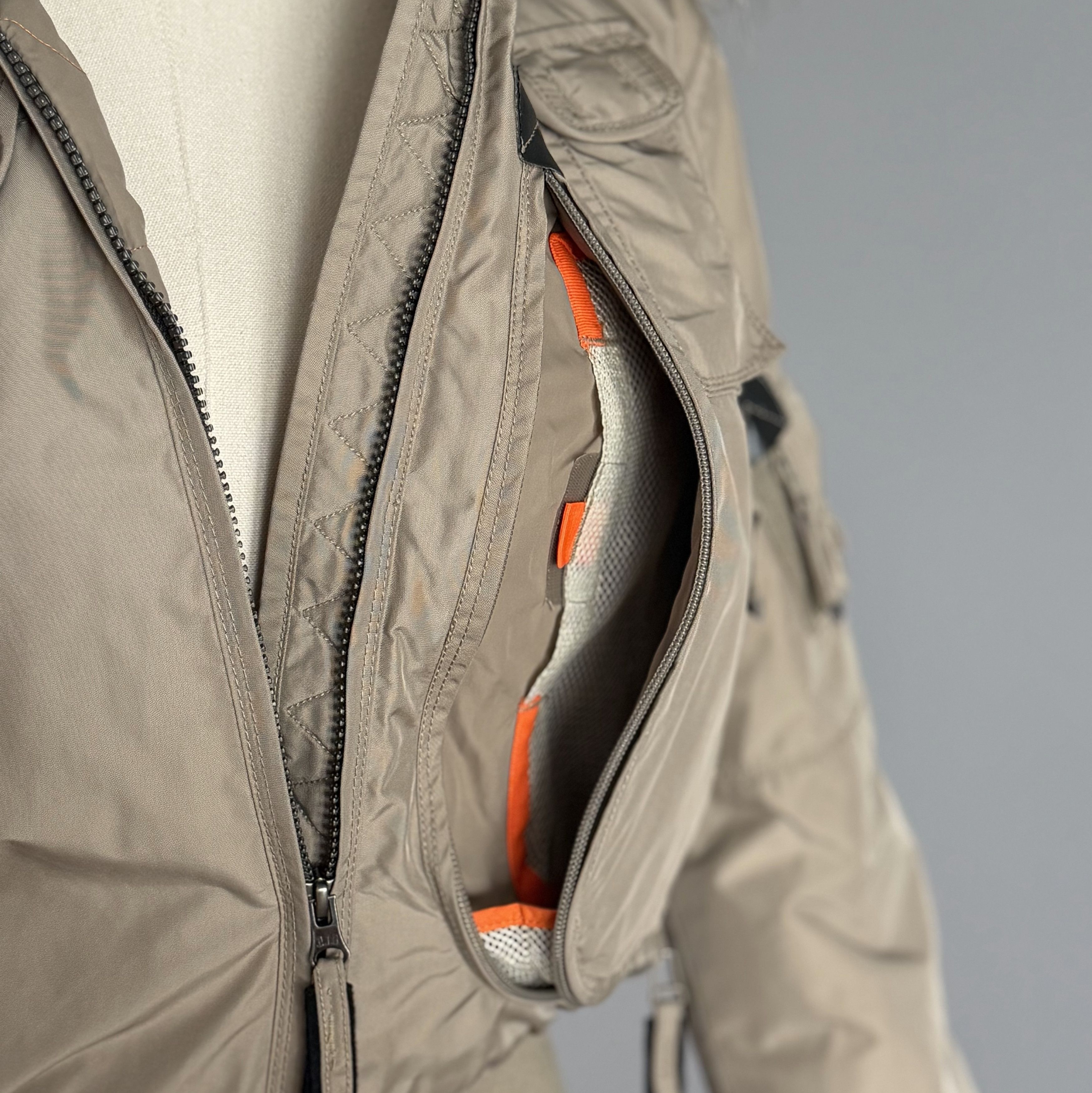 Parajumpers PARAJUMPERS Gobi Fur Down Bomber Jacket Size XS Beige Size XS / US 0-2 / IT 36-38 - 14 Thumbnail