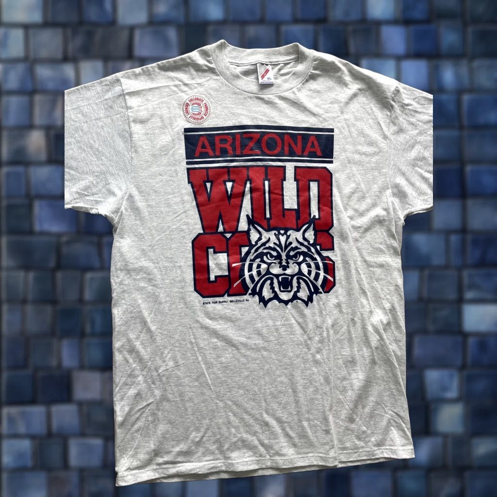 Jerzees VINTAGE Arizona Wildcats T Shirt Mens XL Gray 90s College Logo Jerzees crew neck Cotton Short Sleeve United States University Mens Size US XL / EU 56 / 4 - 1 Thumbnail
