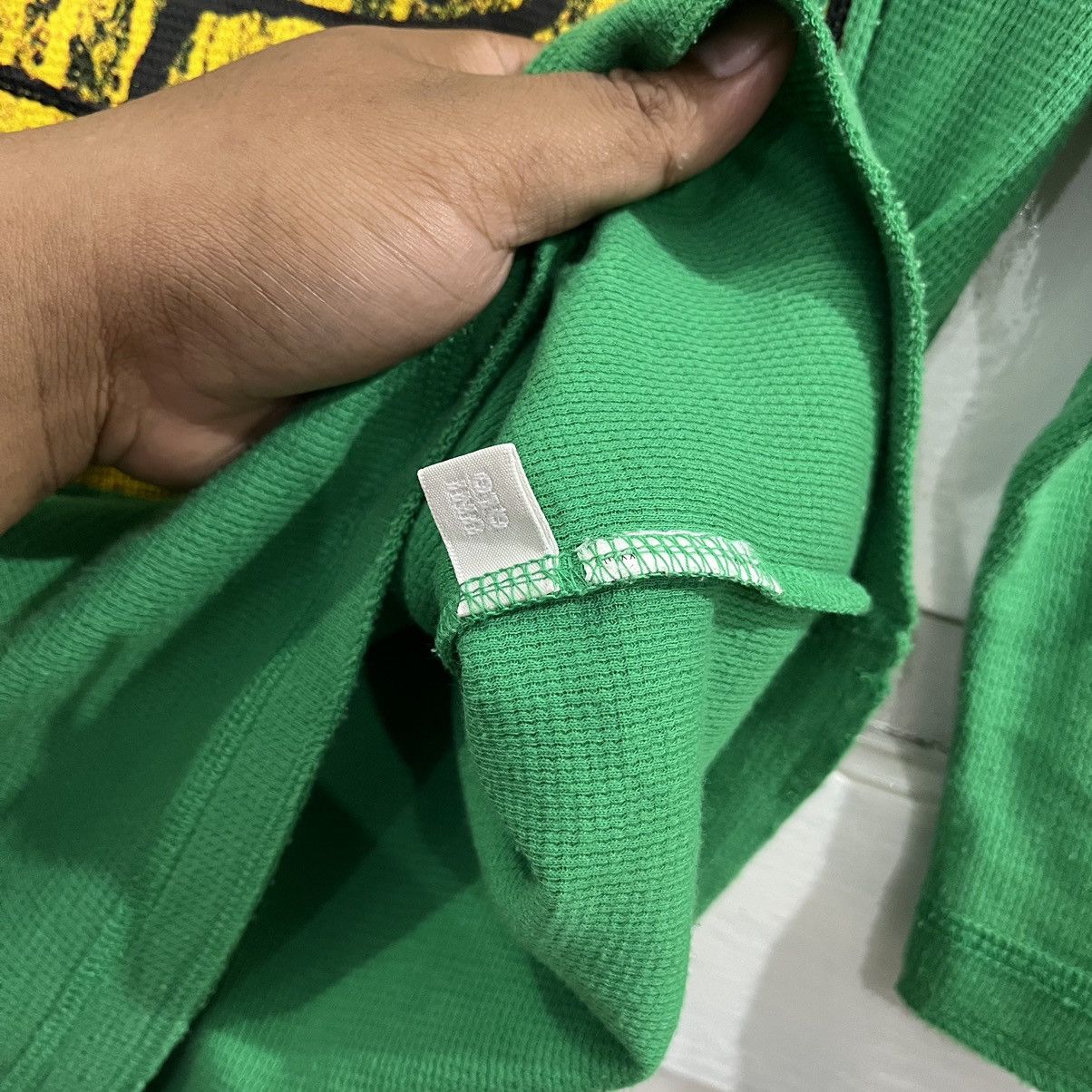 Uniqlo Uniqlo x Jean Michel Baquiat Origin Of Cotton tag cuy Size M / US 6-8 / IT 42-44 - 4 Thumbnail