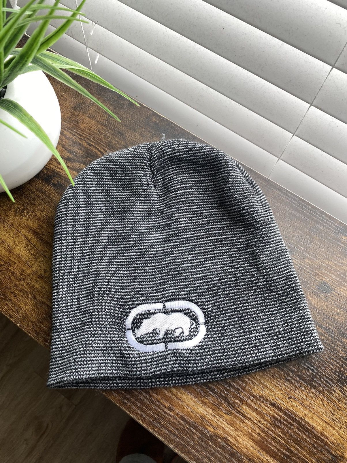 Ecko Unltd. Y2K Ecko Skully Beanie Size ONE SIZE - 1 Thumbnail
