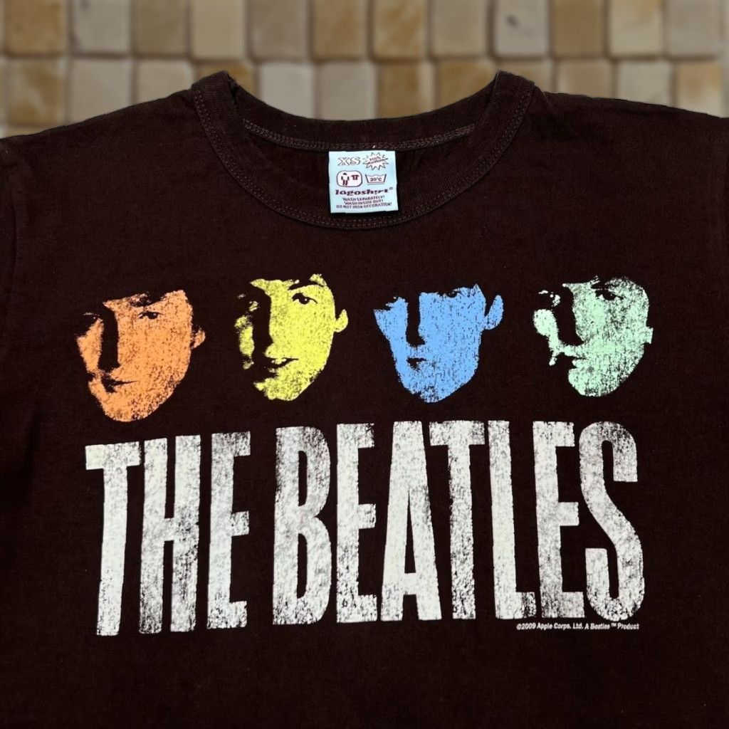 Other THE BEATLES Pop Rock Band T-Shirt XS Brown Distressed Spellout Front Shirt Mens Size US XS / EU 42 / 0 - 1 Thumbnail