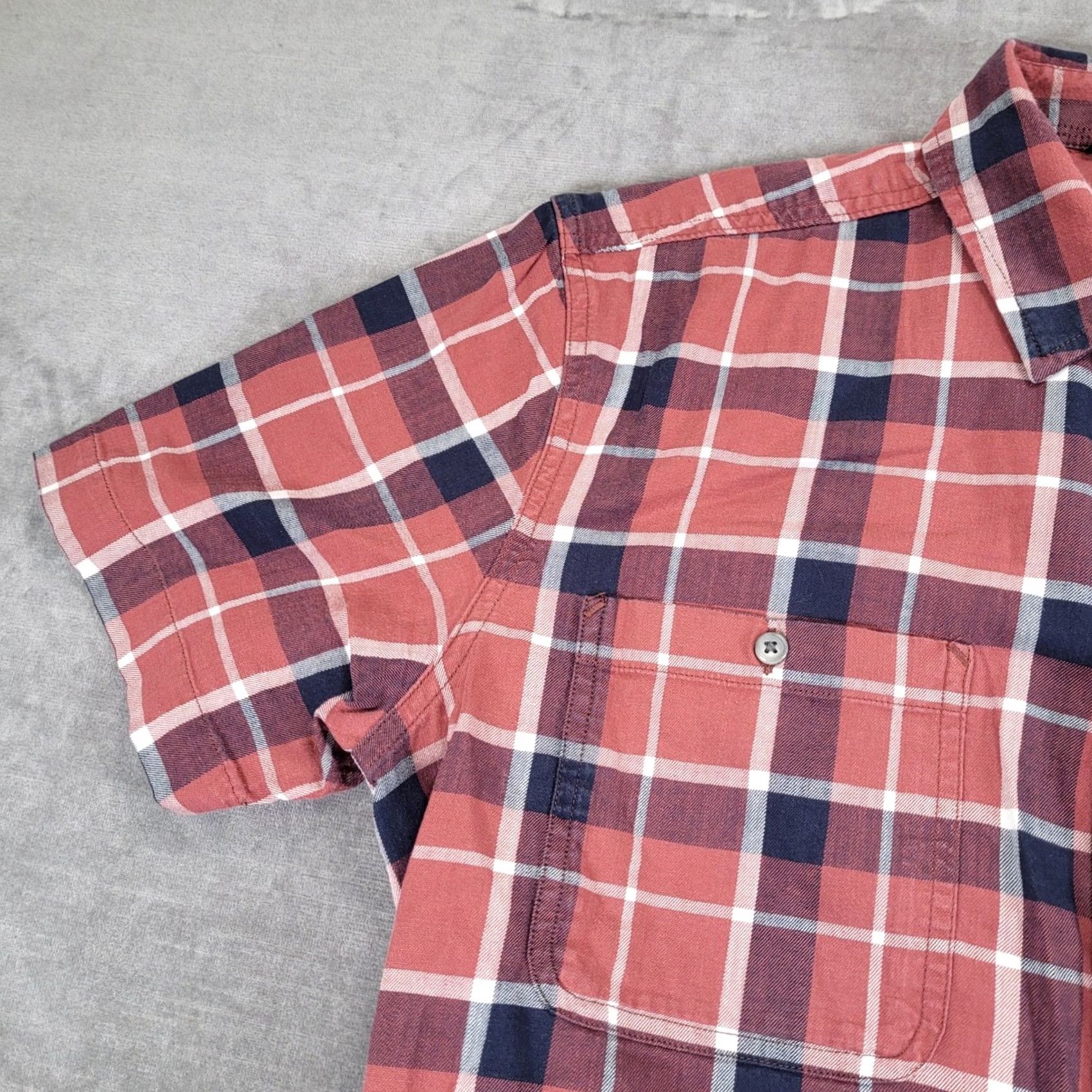 Carhartt Carhartt Mens Shirt Relaxed Fit Flannel Large Tall Red Plaid Short Sleeve Size US L / EU 52-54 / 3 - 7 Thumbnail