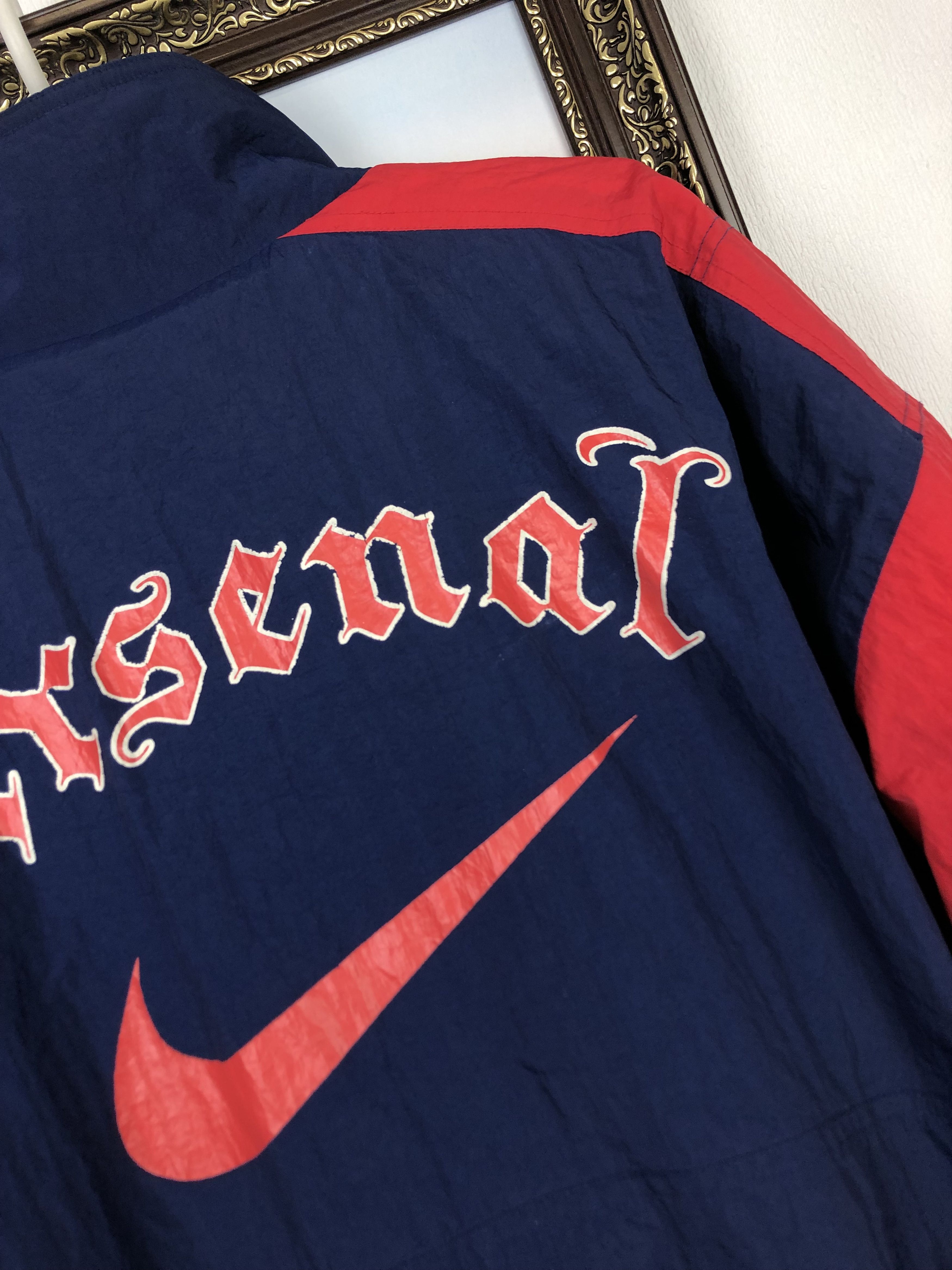 Nike Vintage Nike Arsenal Football Jacket Soccer Bomber Gunners Size US XL / EU 56 / 4 - 12 Thumbnail