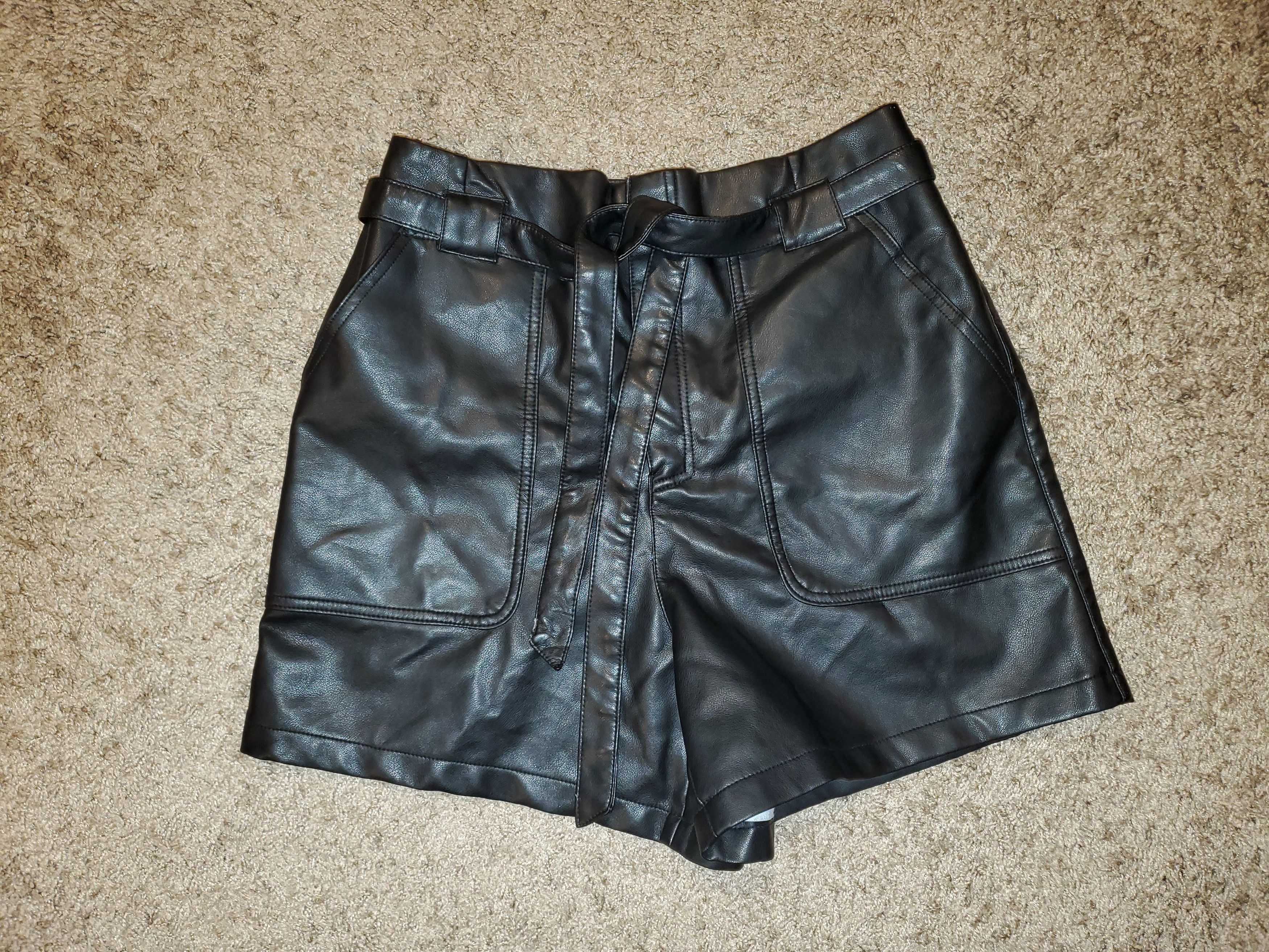 Other Bagatelle high-waisted black faux leather shorts (size M) Size 30" / US 8 / IT 44 - 3 Thumbnail