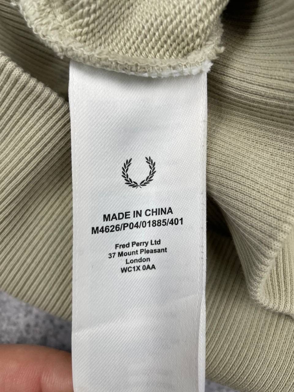 Fred Perry Fred Perry Men’s Sweatshirt Beige CrewneckLong Sleeve Size M Size US M / EU 48-50 / 2 - 6 Thumbnail