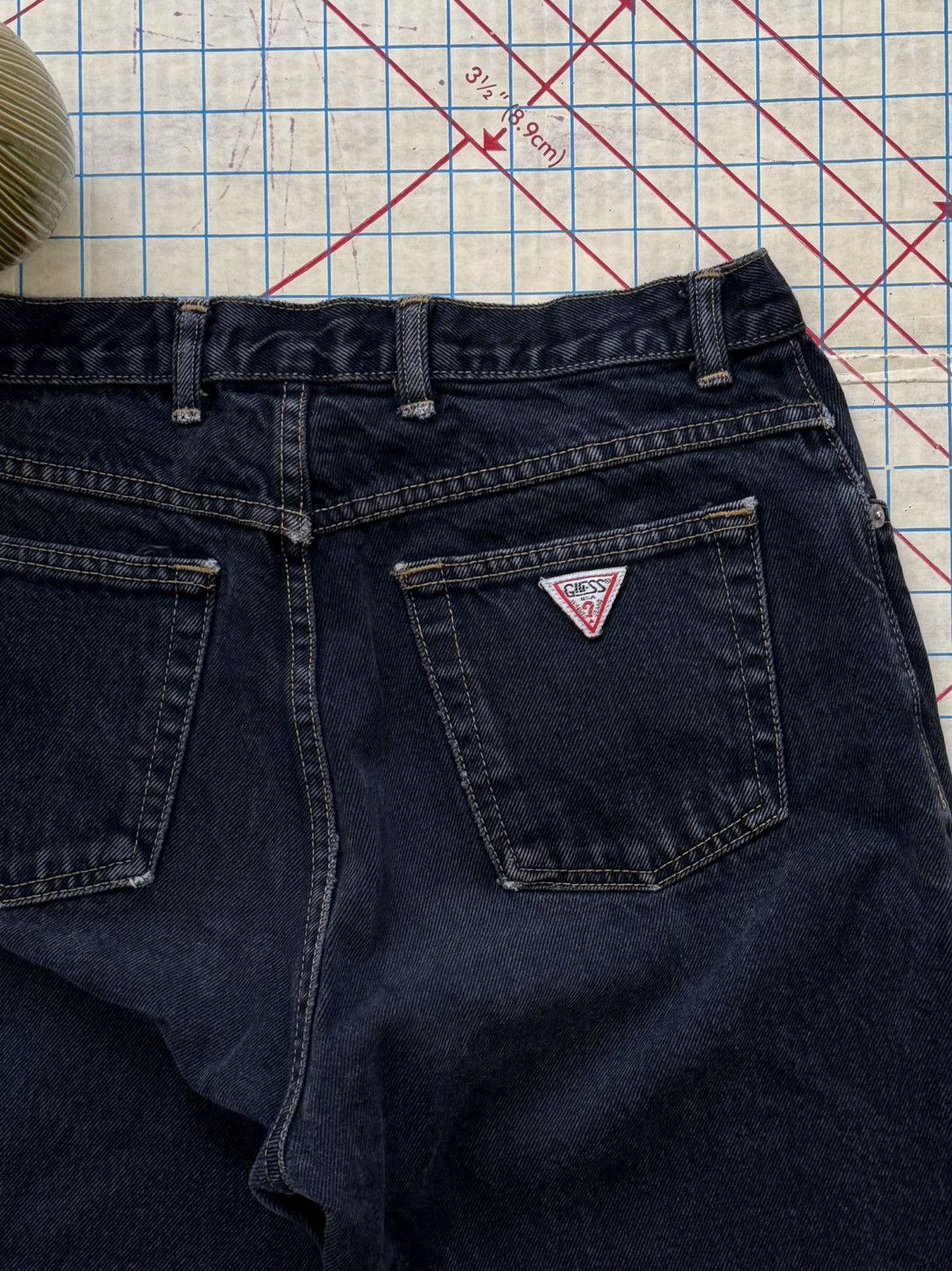 Guess Vintage 90’s Guess Jeans Dark Washed Tapered Leg Size 32x32 Size US 32 / EU 48 - 12 Thumbnail