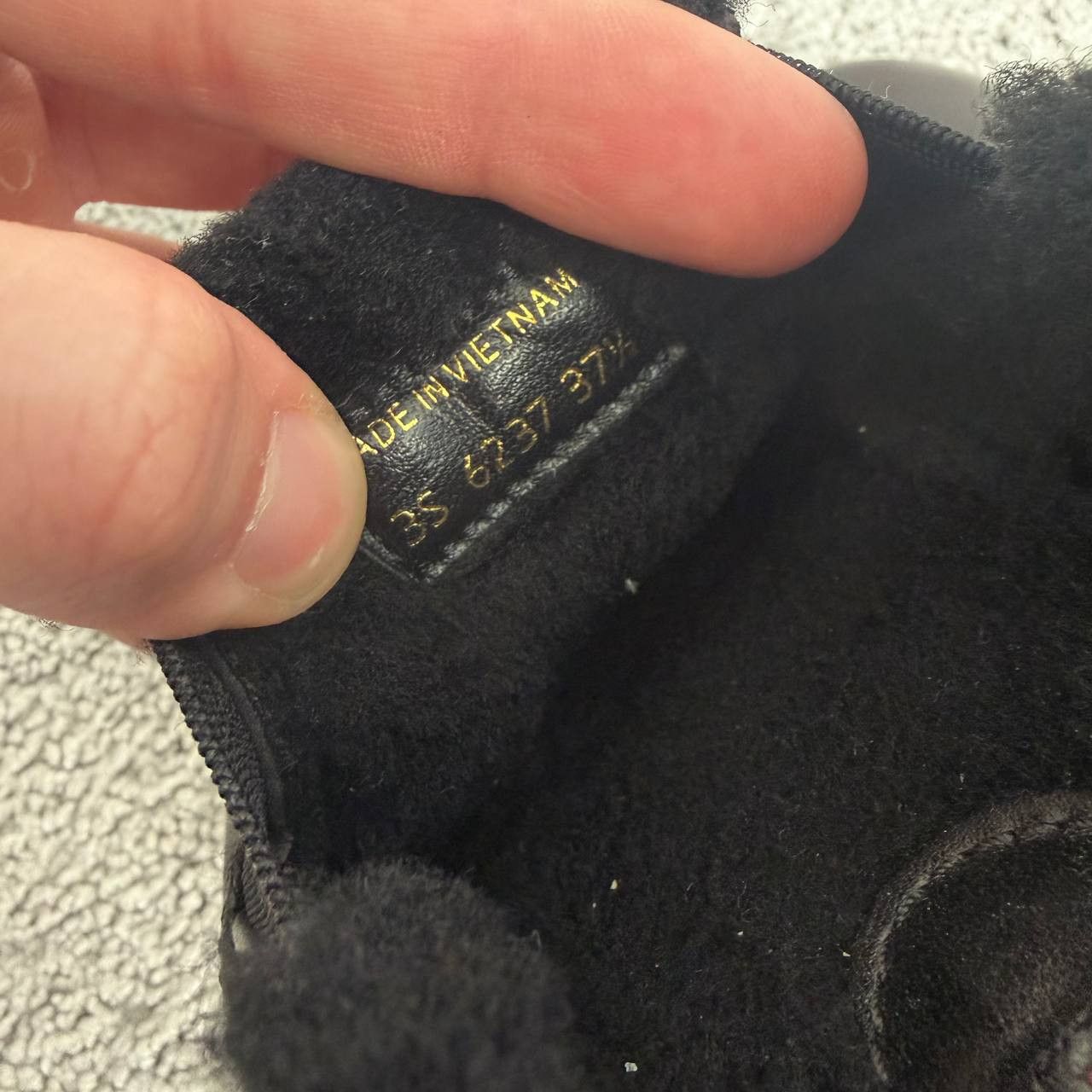 Prada Prada WMNS Warmed Slip-On Slippers Size US 7 / IT 37 - 8 Thumbnail