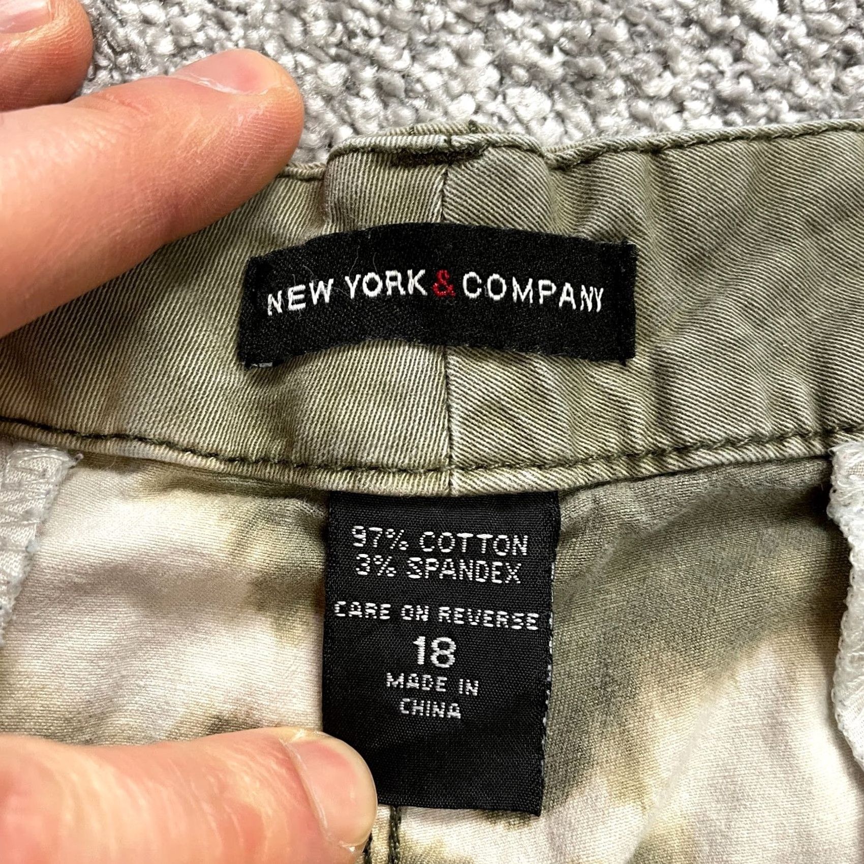 Vintage VINTAGE New York and Co Bermuda Shorts Womens 18 Green Cotton Casual 4" Inseam Size 26" / US 2 / IT 38 - 7 Thumbnail