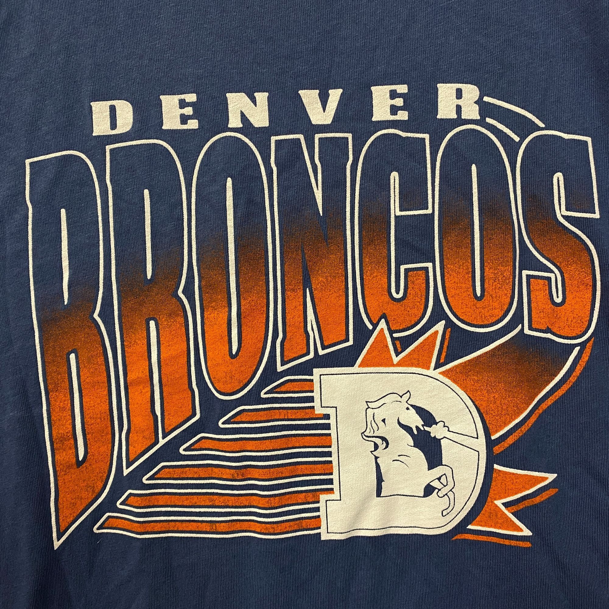 Junk Food Junk Food Clothing NFL Denver Broncos Chrome Retro Style T-S Size US XXL / EU 58 / 5 - 2 Thumbnail