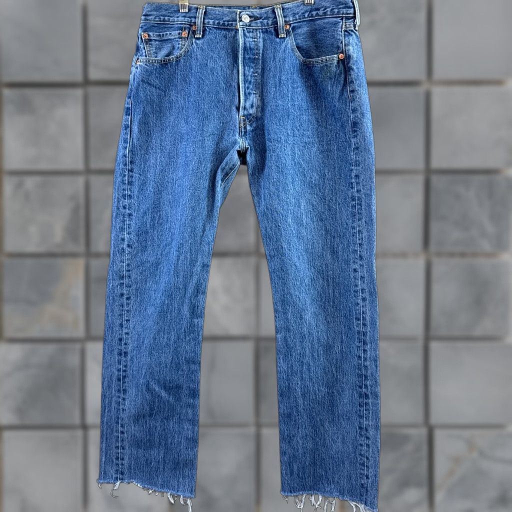 Levi's Levi's 501 Jeans Men 34x30 Blue Button Fly Denim Pants Cropped Distress (Tag34x36) Size US 34 / EU 50 - 1 Thumbnail
