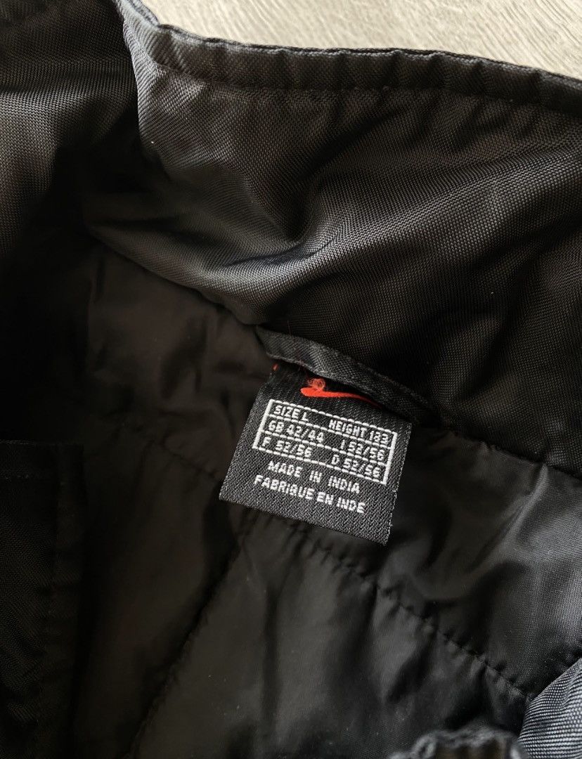 Nike Vintage Nike Puffer Jacket Big Logo Y2K Nylon Size US L / EU 52-54 / 3 - 5 Thumbnail