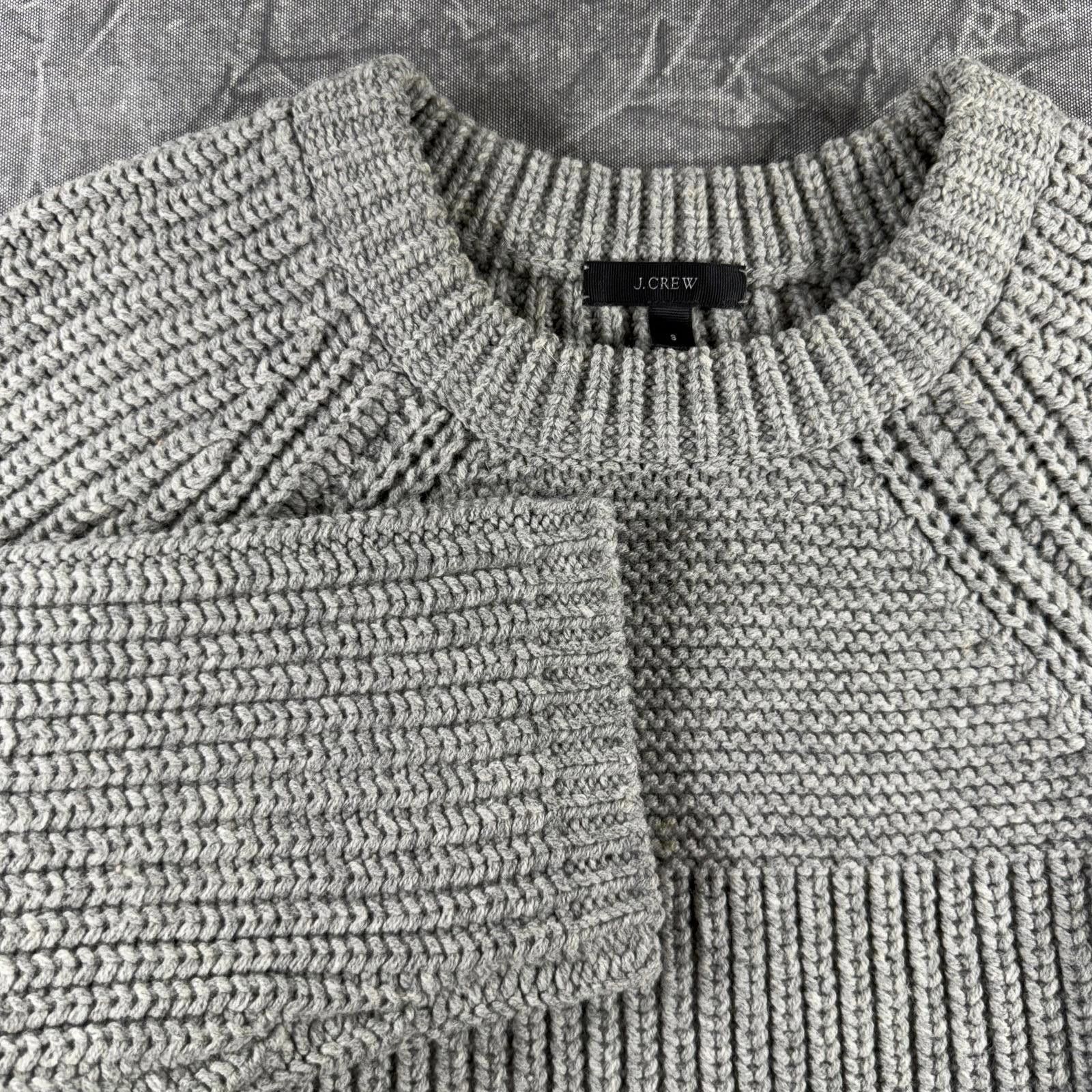 J.Crew J-Crew Sweater Women's S Grey 100% Lambswool Heavy Size S / US 4 / IT 40 - 1 Thumbnail