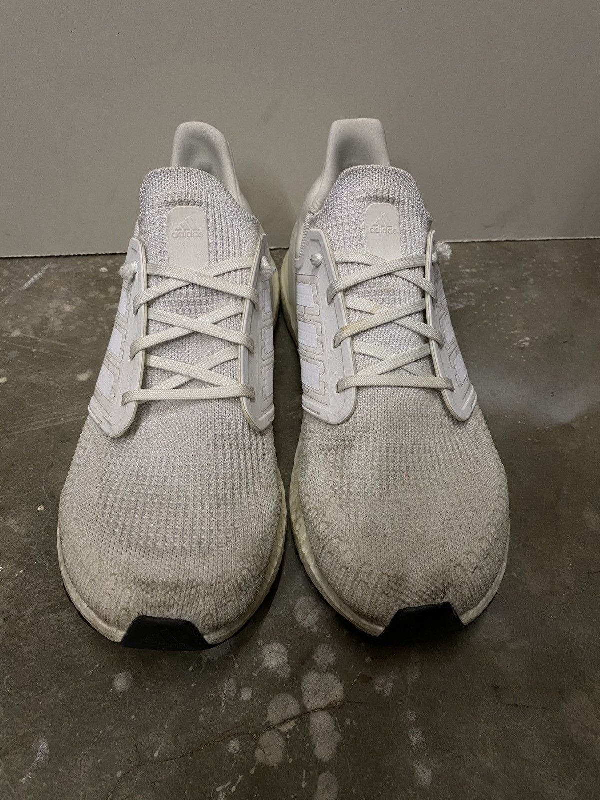 Adidas Triple White Adidas Ultra Boost Size US 11.5 / EU 44-45 - 2 Thumbnail