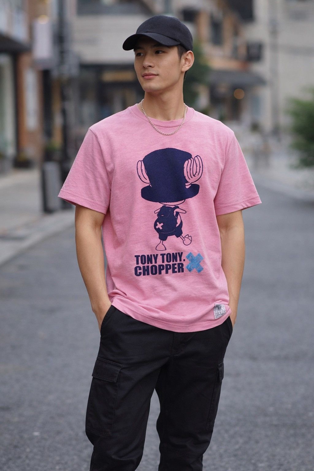 Uniqlo Uniqlo X One Piece Tony Tony Chopper Size US S / EU 44-46 / 1 - 11 Thumbnail