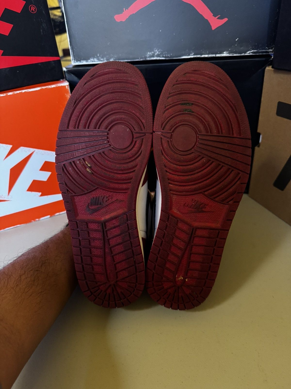 Jordan Brand Jordan 1 Chicago 2015 Size US 9.5 / EU 42-43 - 10 Thumbnail