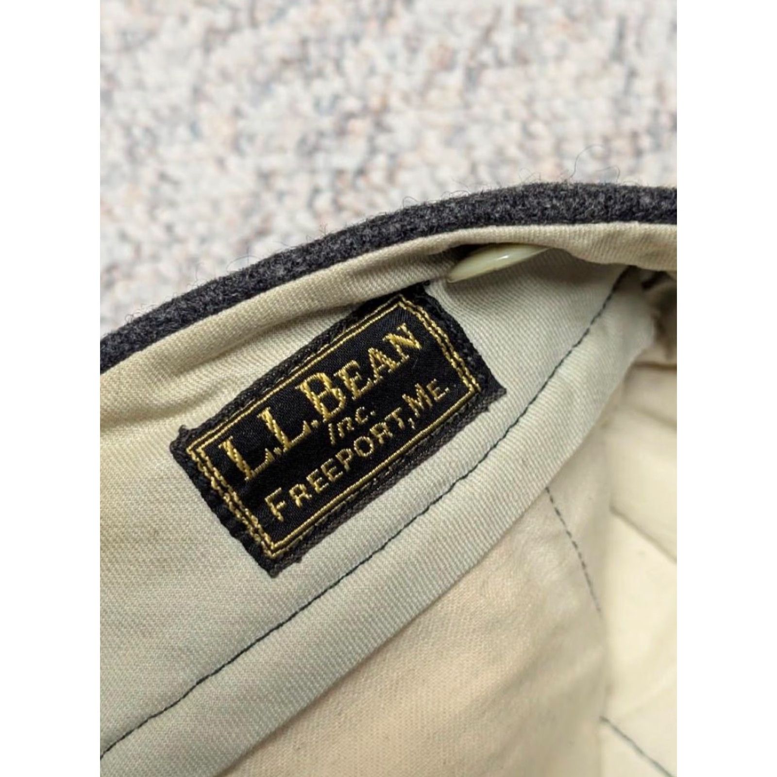 Vintage VINTAGE L.L. Bean PANTS Men 36x30 Wool Charcoal Gray Hunting tapered Size US 36 / EU 52 - 7 Thumbnail