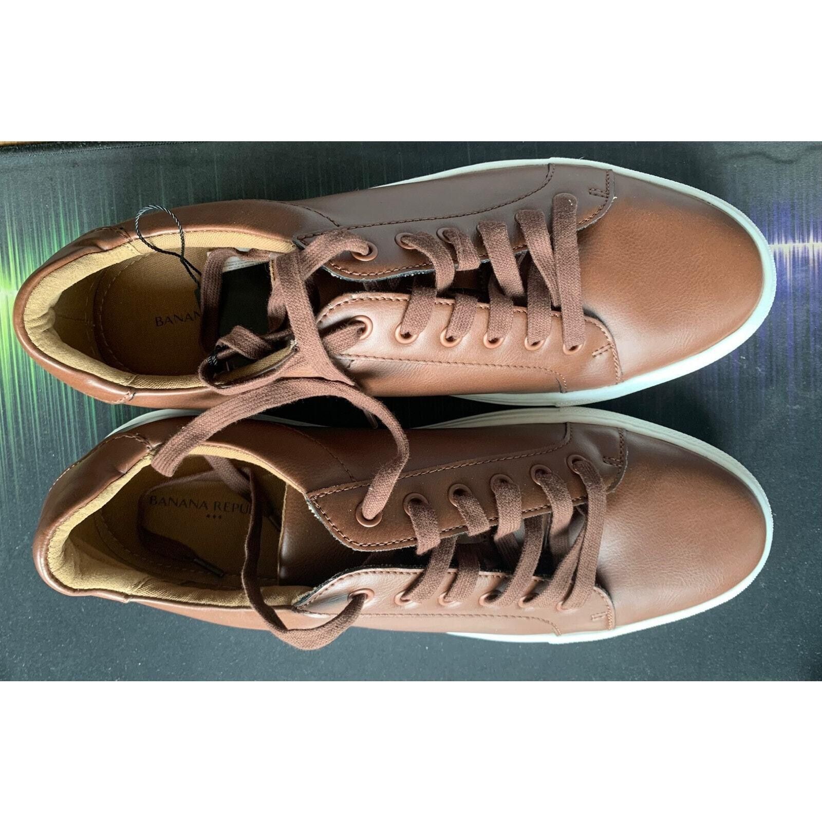 Banana Republic New Banana Republic VEGAN LEATHER SNEAKERS size 11 Size US 11 / EU 44 - 5 Thumbnail