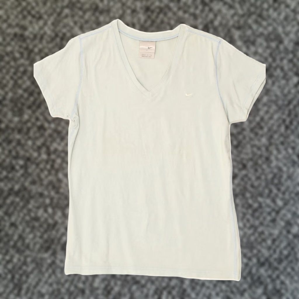 Nike NIKE Womens T-Shirt Large Grey Cotton 12-14 Size L / US 10 / IT 46 - 1 Thumbnail