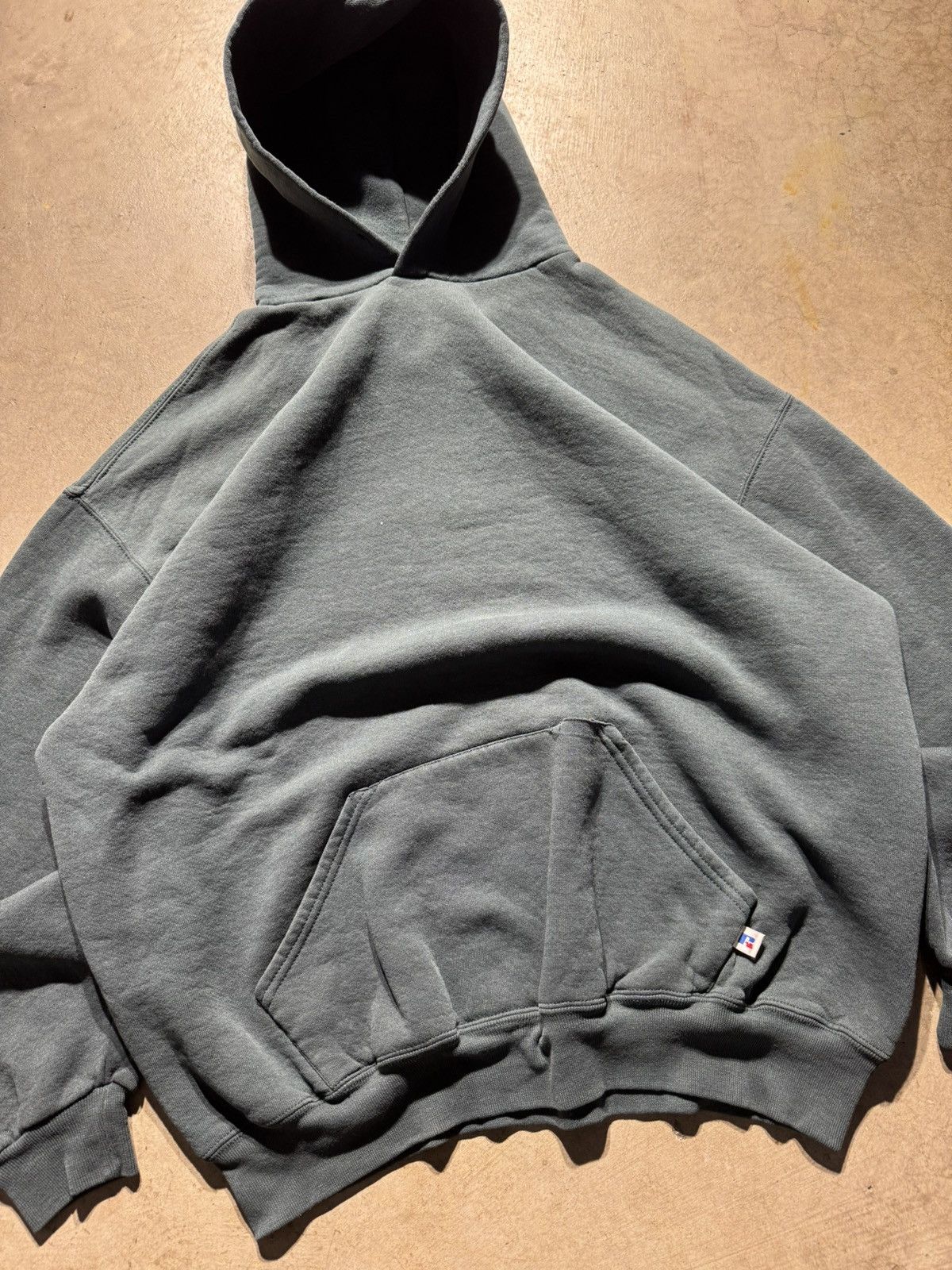 Akimbo Club × Russell Athletic × Vintage Vintage 90s Russell Athletic Blank Faded Green Hoodie Size US XL / EU 56 / 4 - 3 Thumbnail
