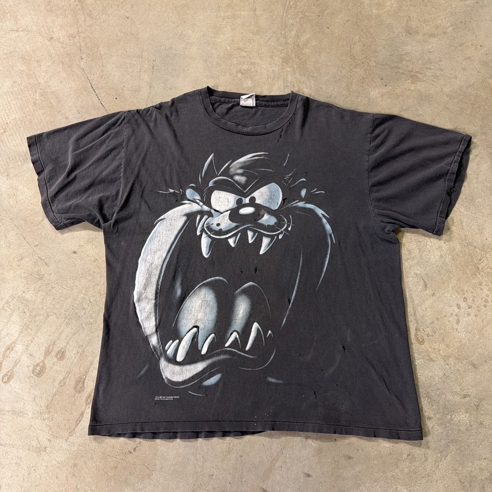 Warner Bros Vintage Looney Tunes Shirt XL Black 90s Faded Taz Big Face Size US XL / EU 56 / 4 - 1 Thumbnail