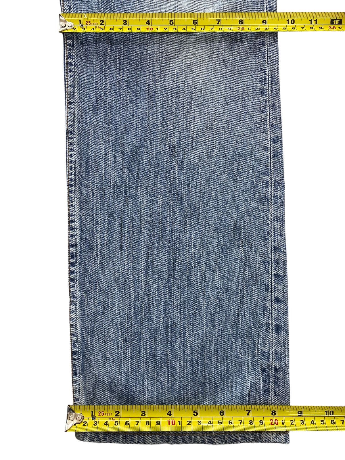 Levi's Levi’s Light Wash Straight Leg Style Jeans Size US 33 - 9 Thumbnail