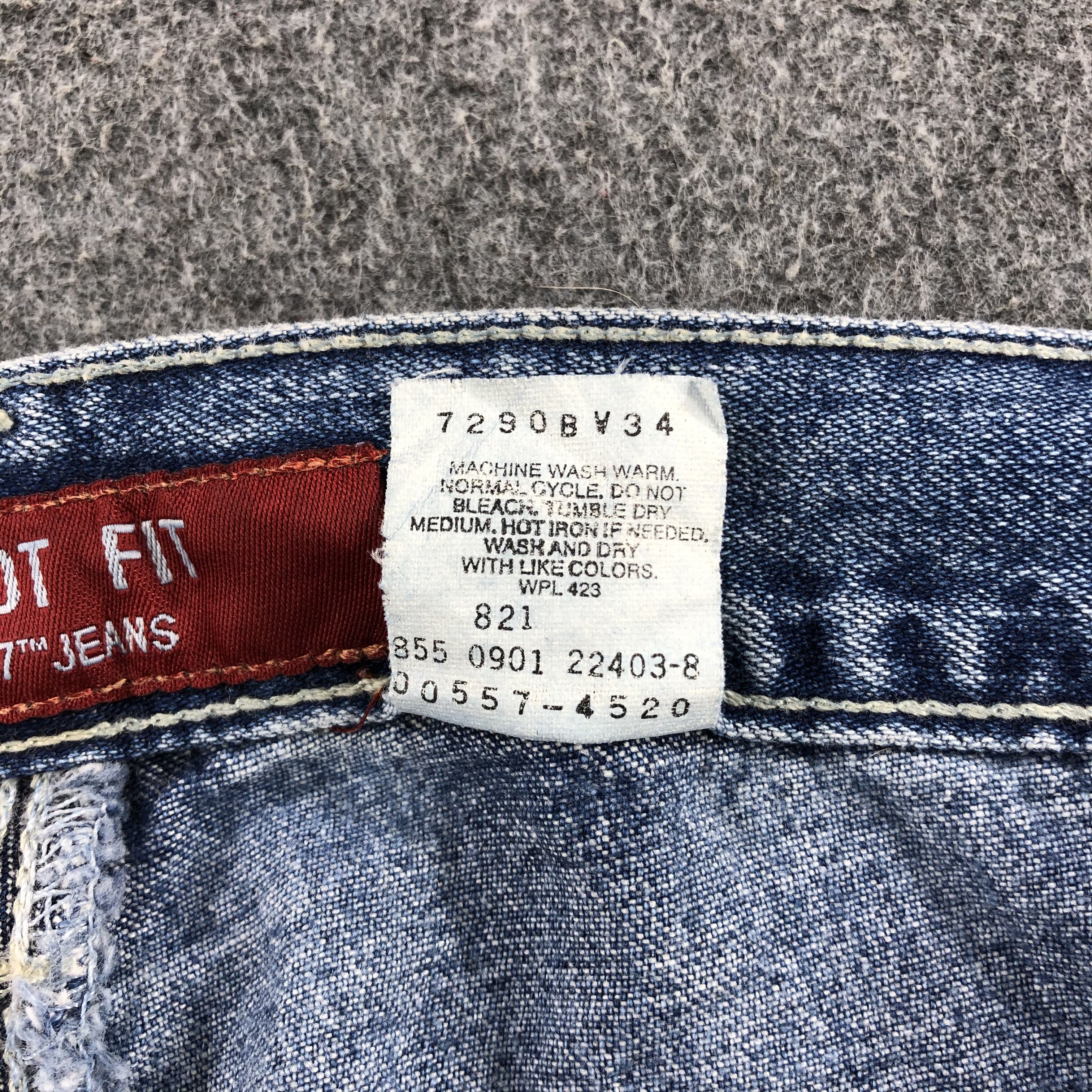 Levi's Vintage Blue Wash Levis 501 Jeans-J1643 Size US 35 - 14 Thumbnail