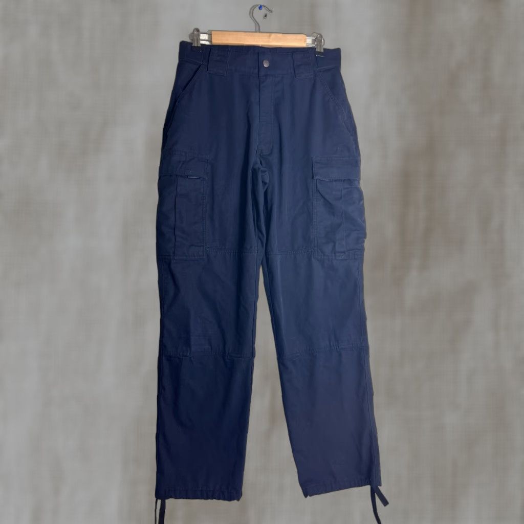 Vintage 5.11 Tactical Pant Womens Medium Cargo Rip Stop TDU Performance Trousers 31x31 Black Cotton Polyester Flat Front Pockets Logo Size 32" / US 10 / IT 46 - 1 Thumbnail