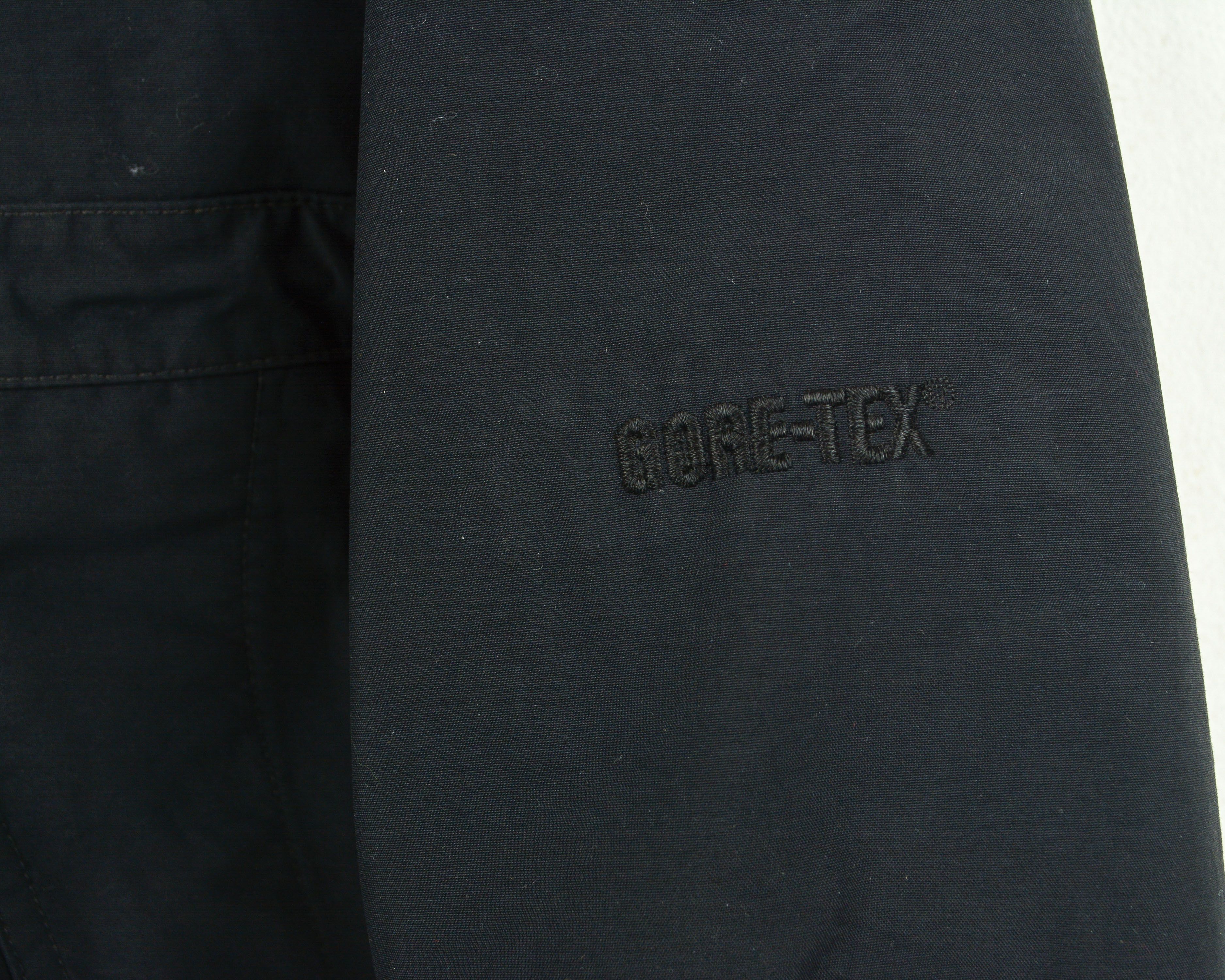Patagonia Gore-Tex Vintage 2000s Men's S rainproof jacket coat parka Size US S / EU 44-46 / 1 - 4 Thumbnail