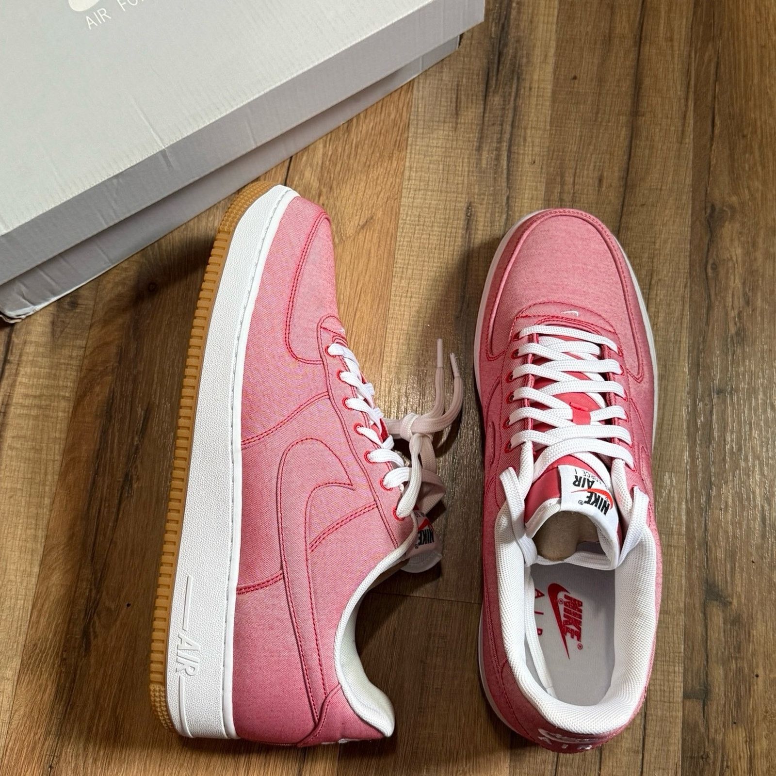 Nike 2016 Nike Air Force 1 Low Game Red Canvas Gum Bottom Size US 12 / EU 45 - 2 Thumbnail