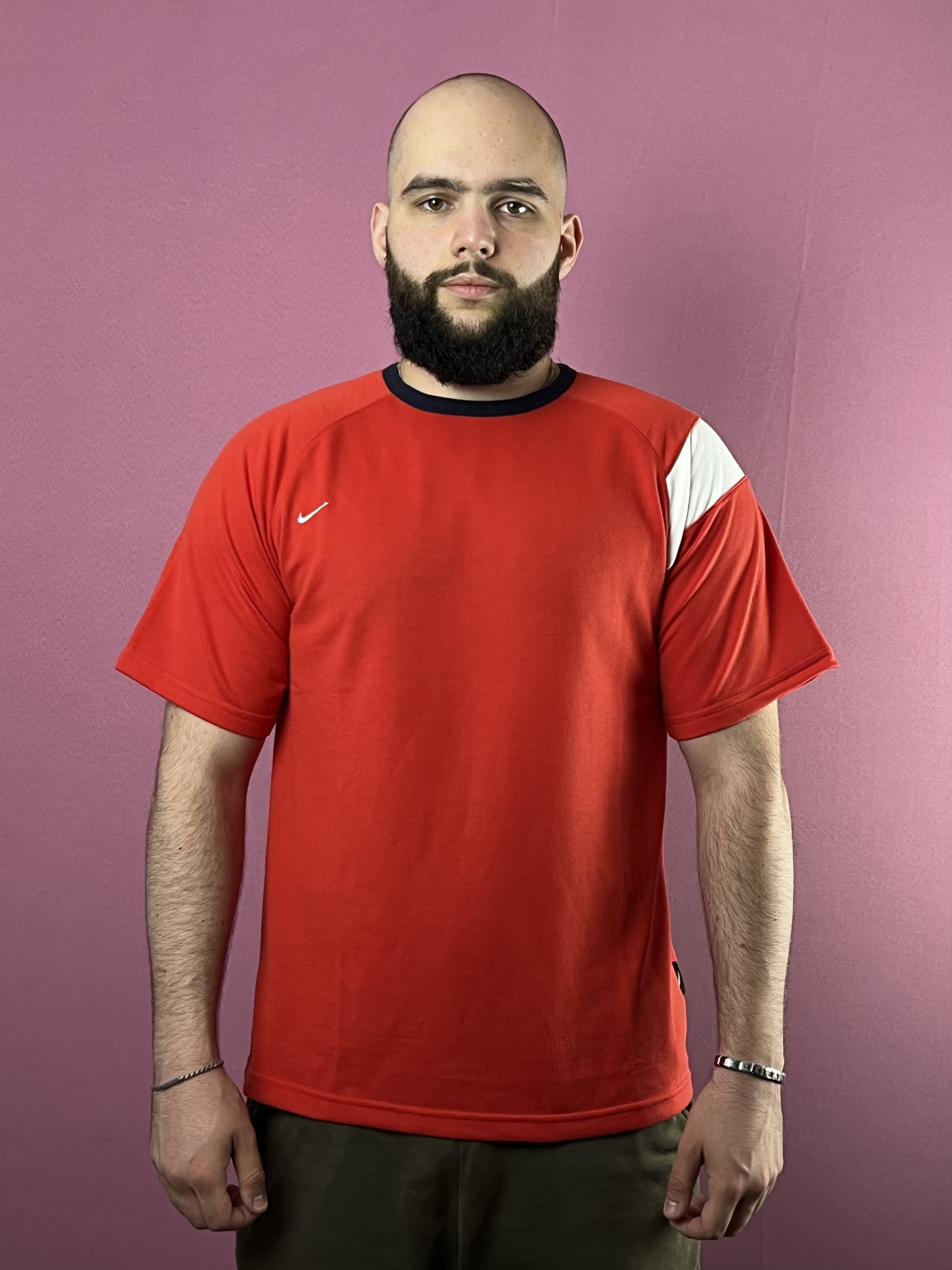 Nike × Vintage 90s Nike Vintage Men's T-Shirt - L Size US L / EU 52-54 / 3 - 1 Thumbnail