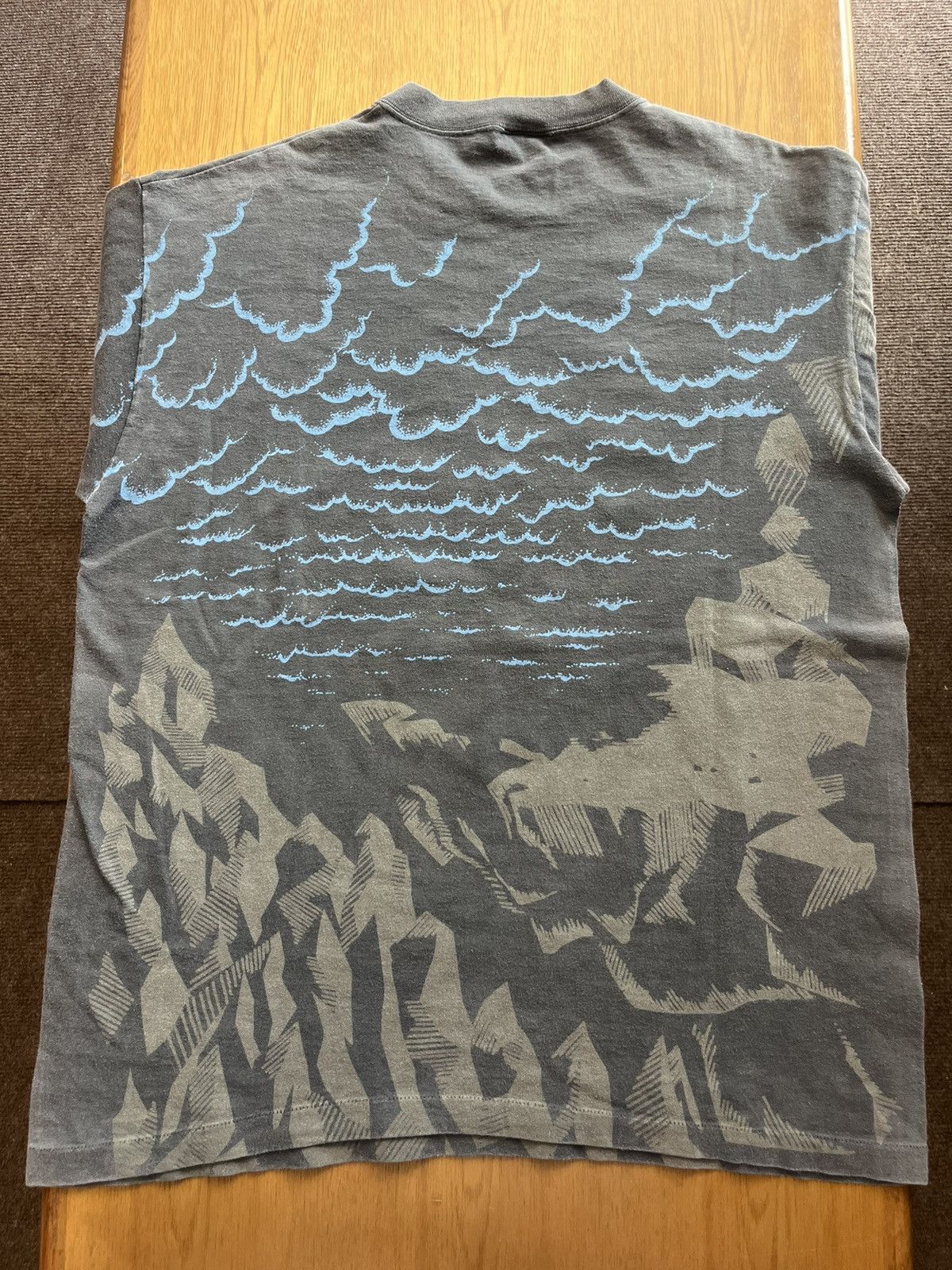 Liquid Blue Vtg Disney Jabberwocky Villains Alice in Wonderland 90’s tee Size US XL / EU 56 / 4 - 11 Thumbnail