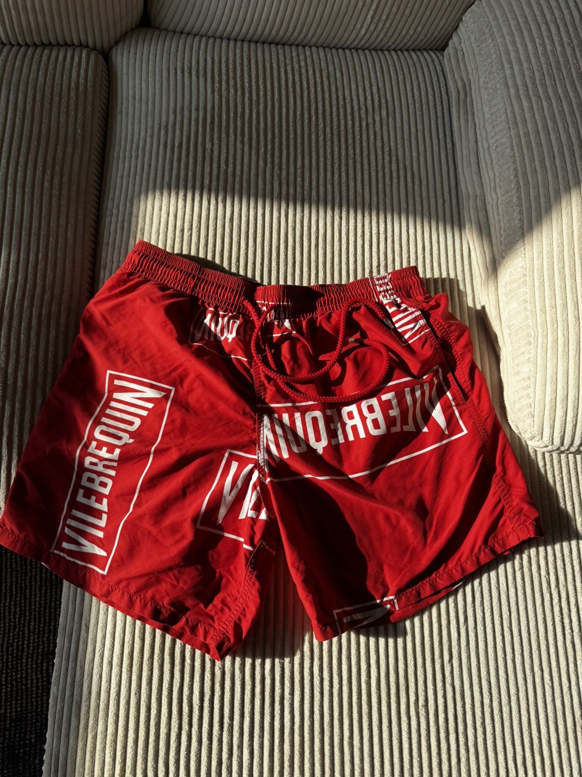 Vilebrequin VILEBREQUIN X (PRODUCT)RED LIMITED EDITION SWIMSHORT Size US 28 / EU 44 - 1 Thumbnail