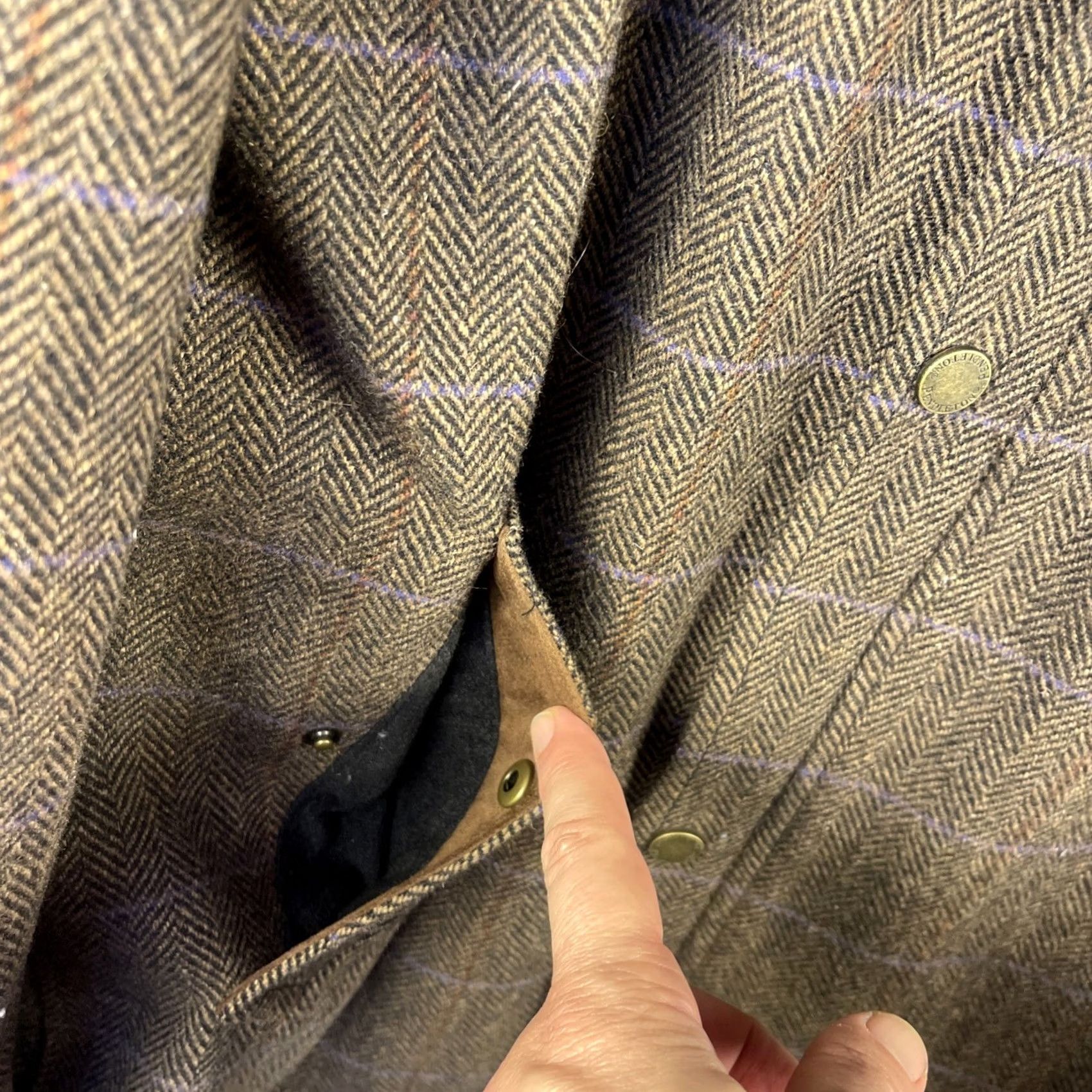 Pendleton VINTAGE Pendleton Wool Jacket Mens Large Brown Tweed Quilted Lined Insulated Pockets Mid-Length Wool Tw ed Jacket Size US L / EU 52-54 / 3 - 3 Thumbnail