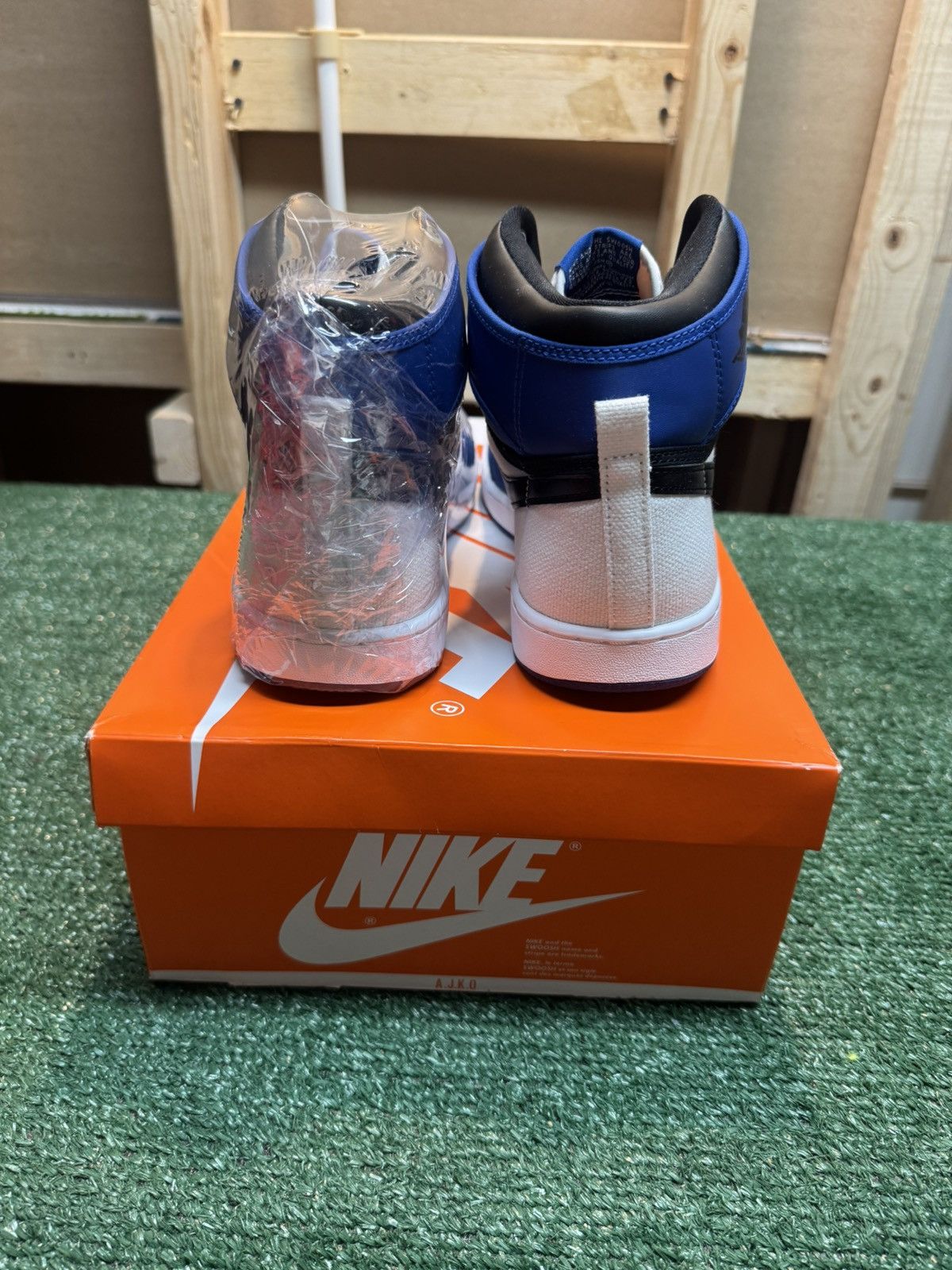 Nike Jordan Retro 1 AJKO Storm Blue Size 9.5 Size US 9.5 / EU 42-43 - 7 Thumbnail