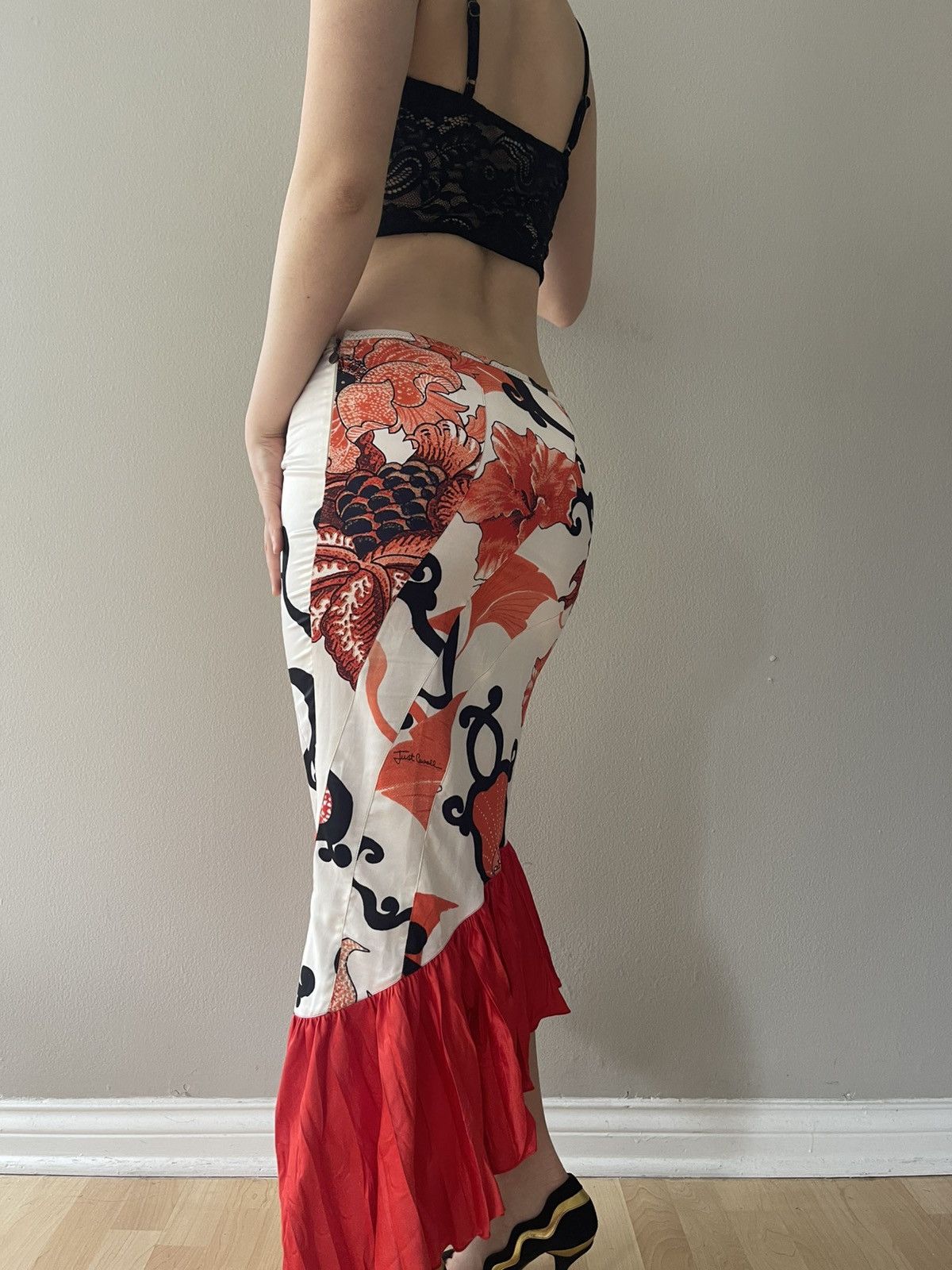 Roberto Cavalli cavalli asymmetric floral mermaid skirt Size 27" / US 4 / IT 40 - 5 Thumbnail