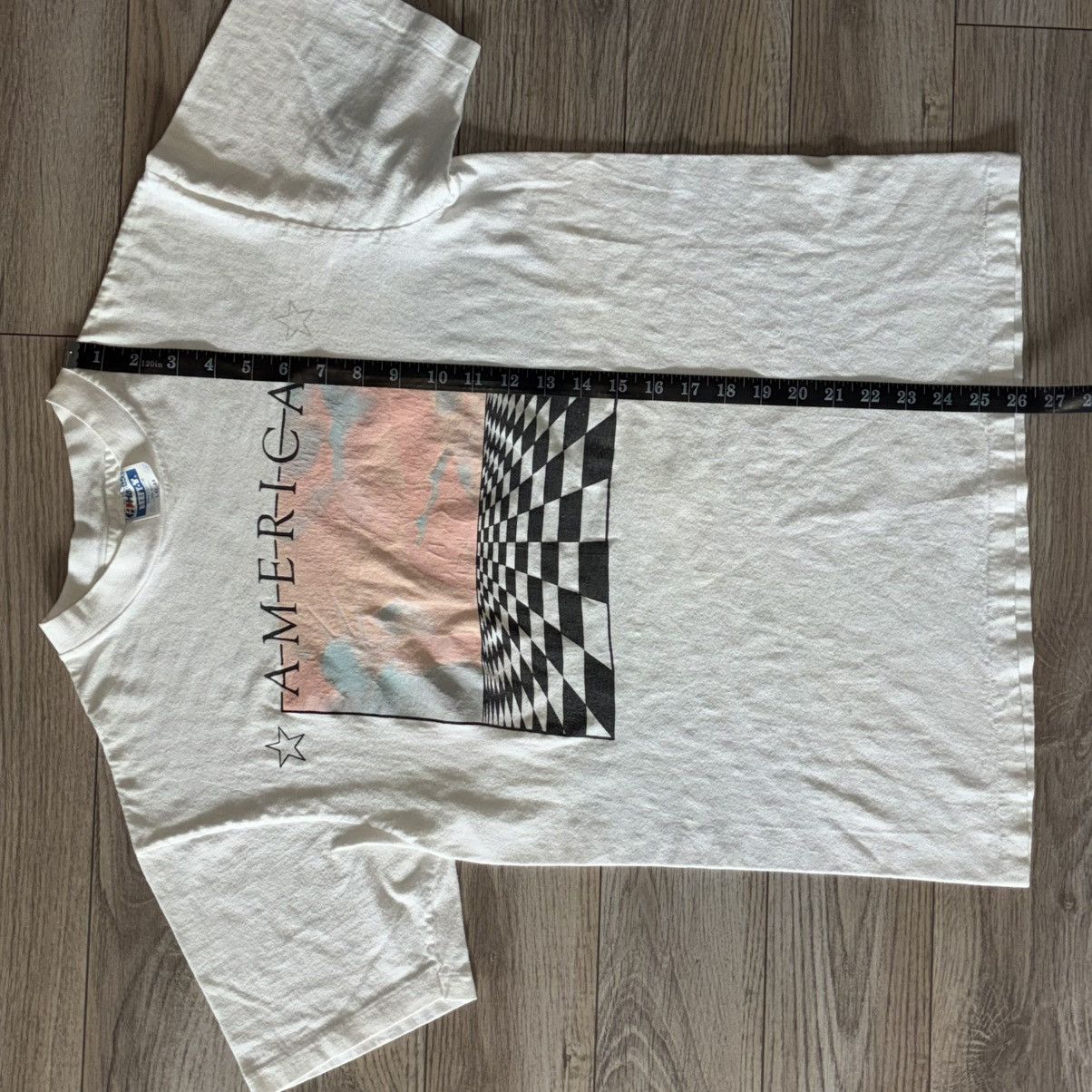 Hanes 90s America New York art tee Size US L / EU 52-54 / 3 - 5 Thumbnail